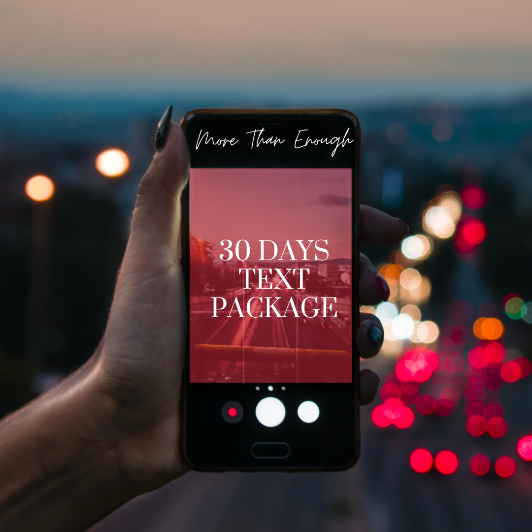 Time to travel touristic instagram post template with hand and mobile phone.png