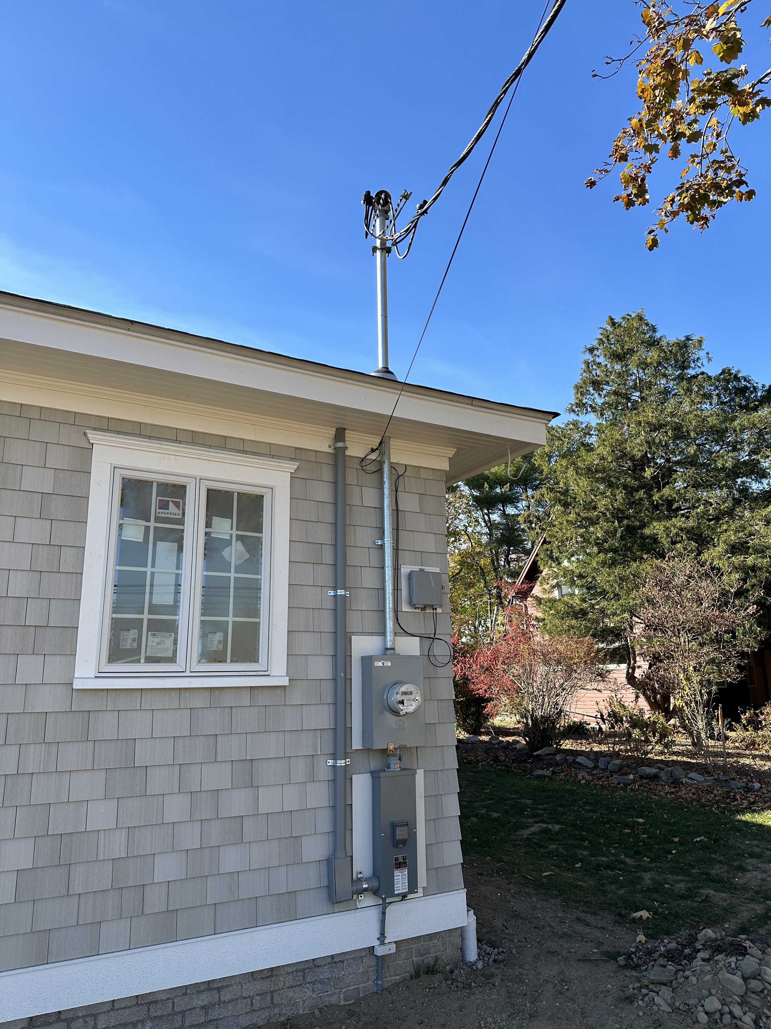 Professional 200 amp service upgrade.