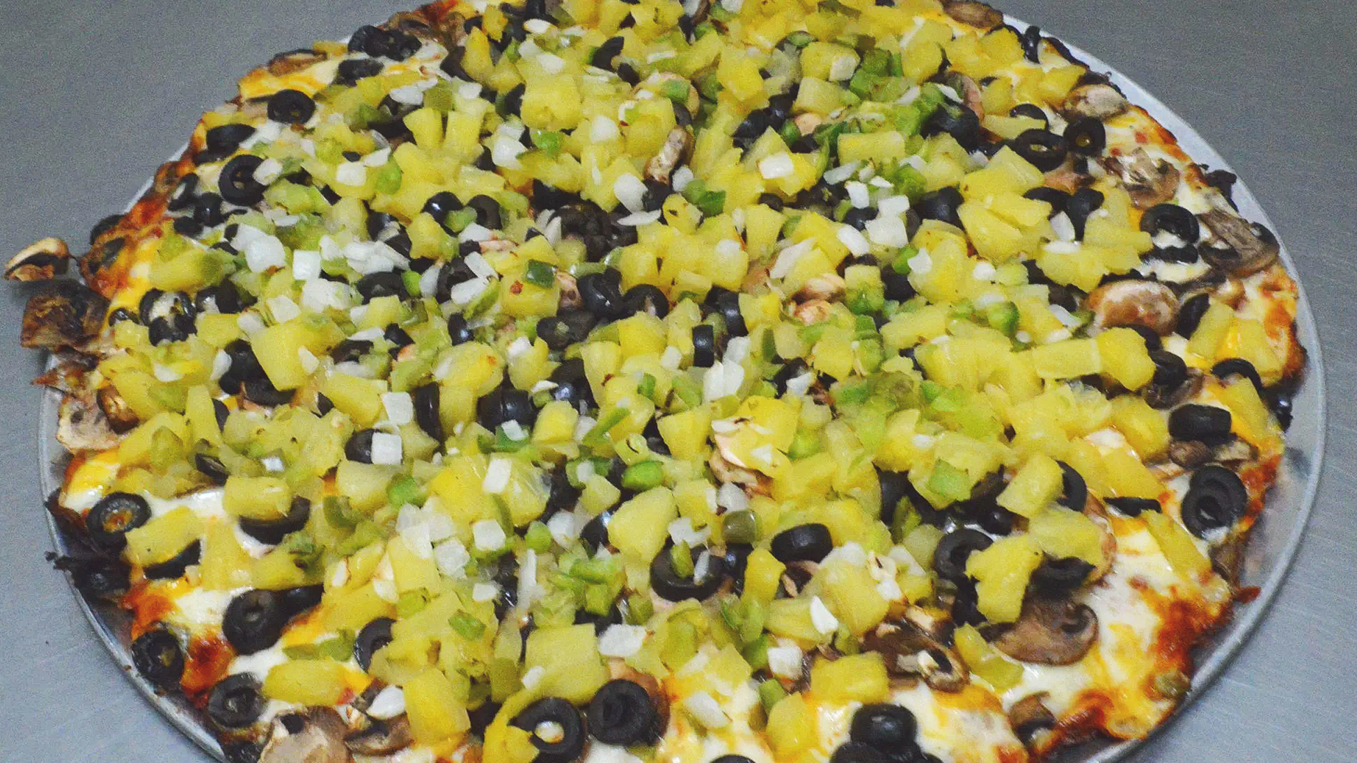 Menu | Order Delicious Pizza Today — Chico's pizza parlor
