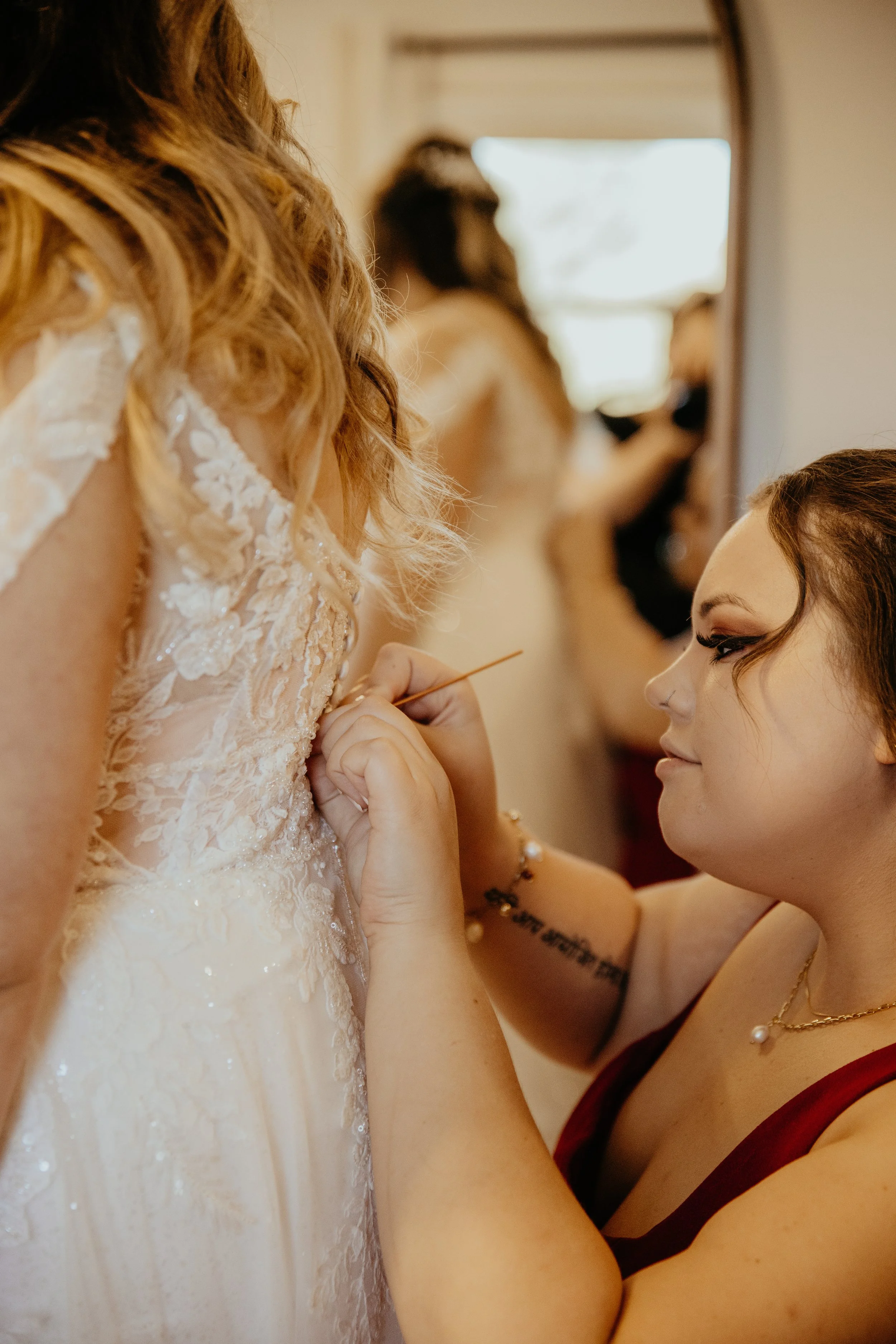 Bride Getting Ready-258.jpg