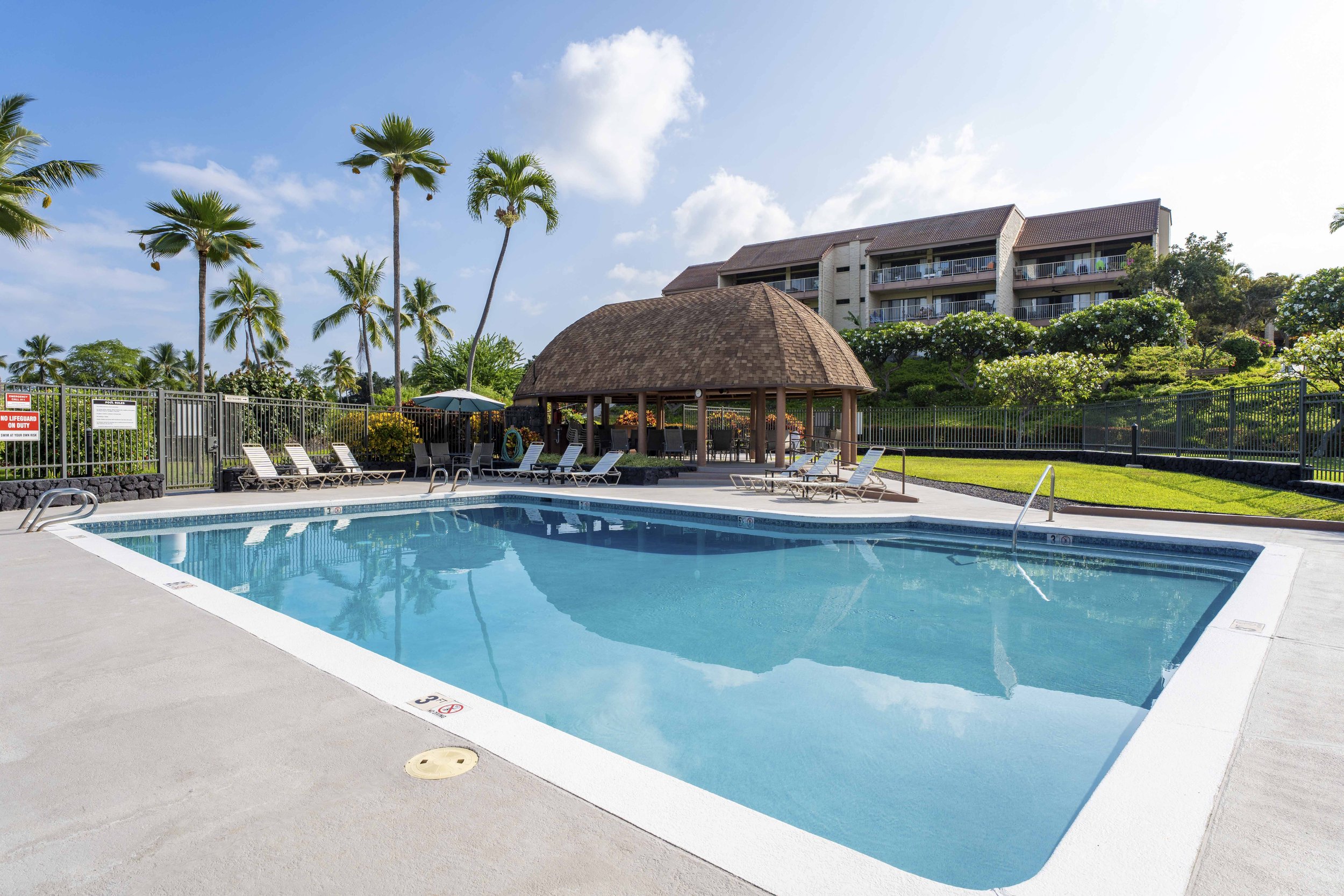 Alii Dr #C101_Pool_2.jpg