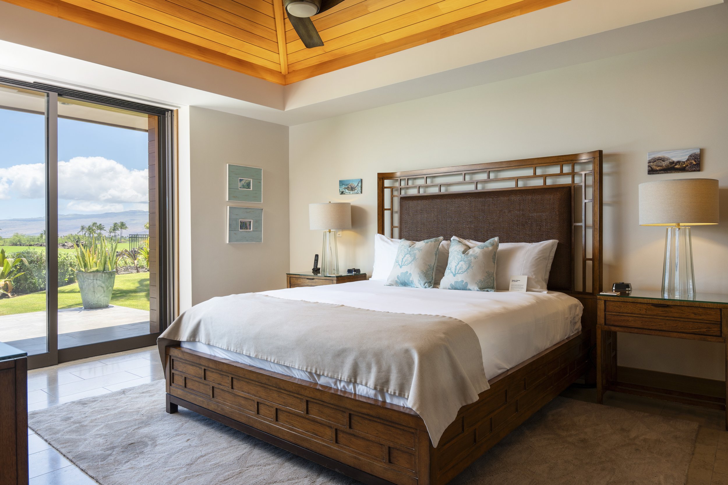 u8A1_Master Bed.jpg