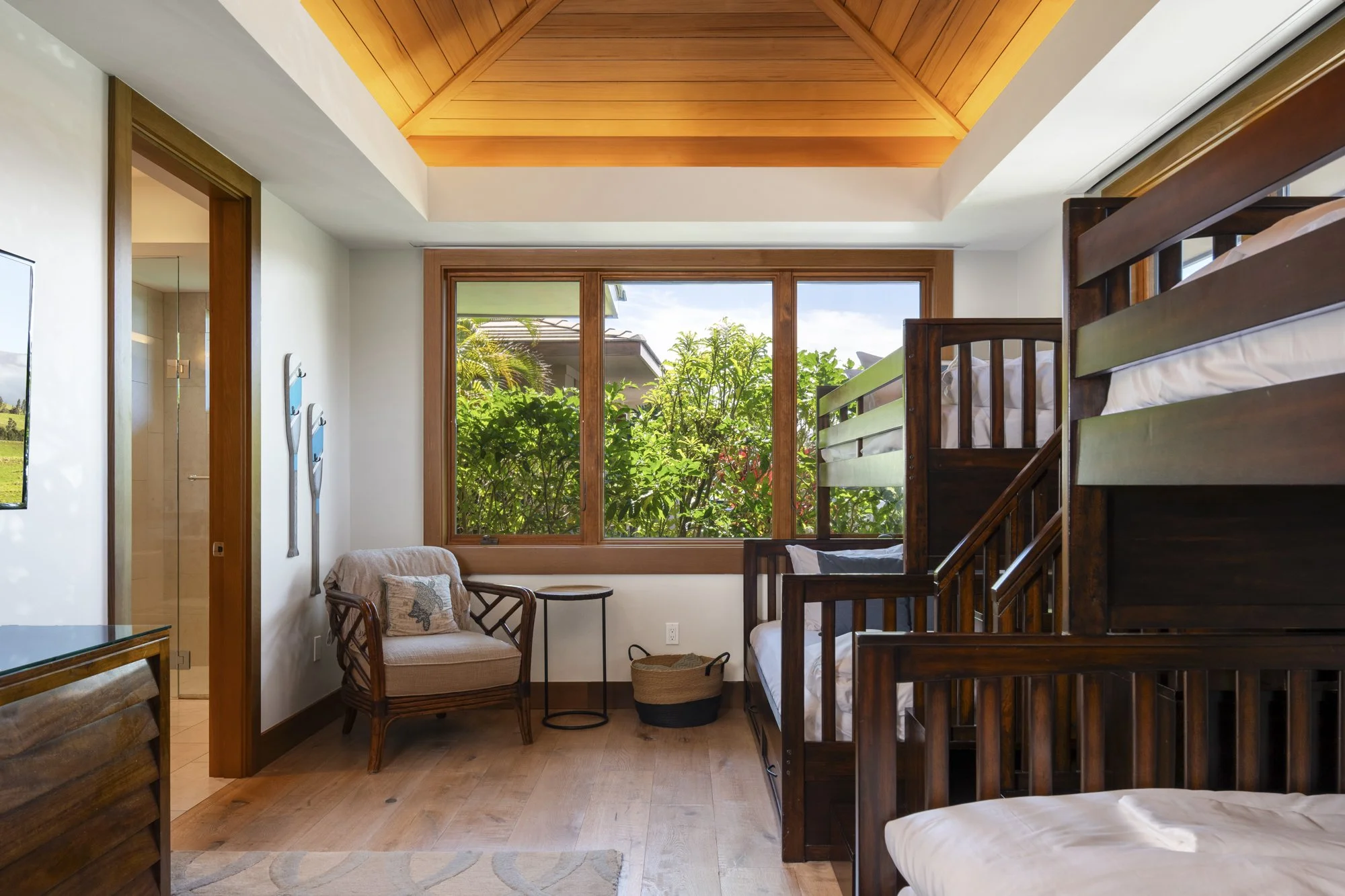 u8A1_Bedroom B 2_Web.jpg