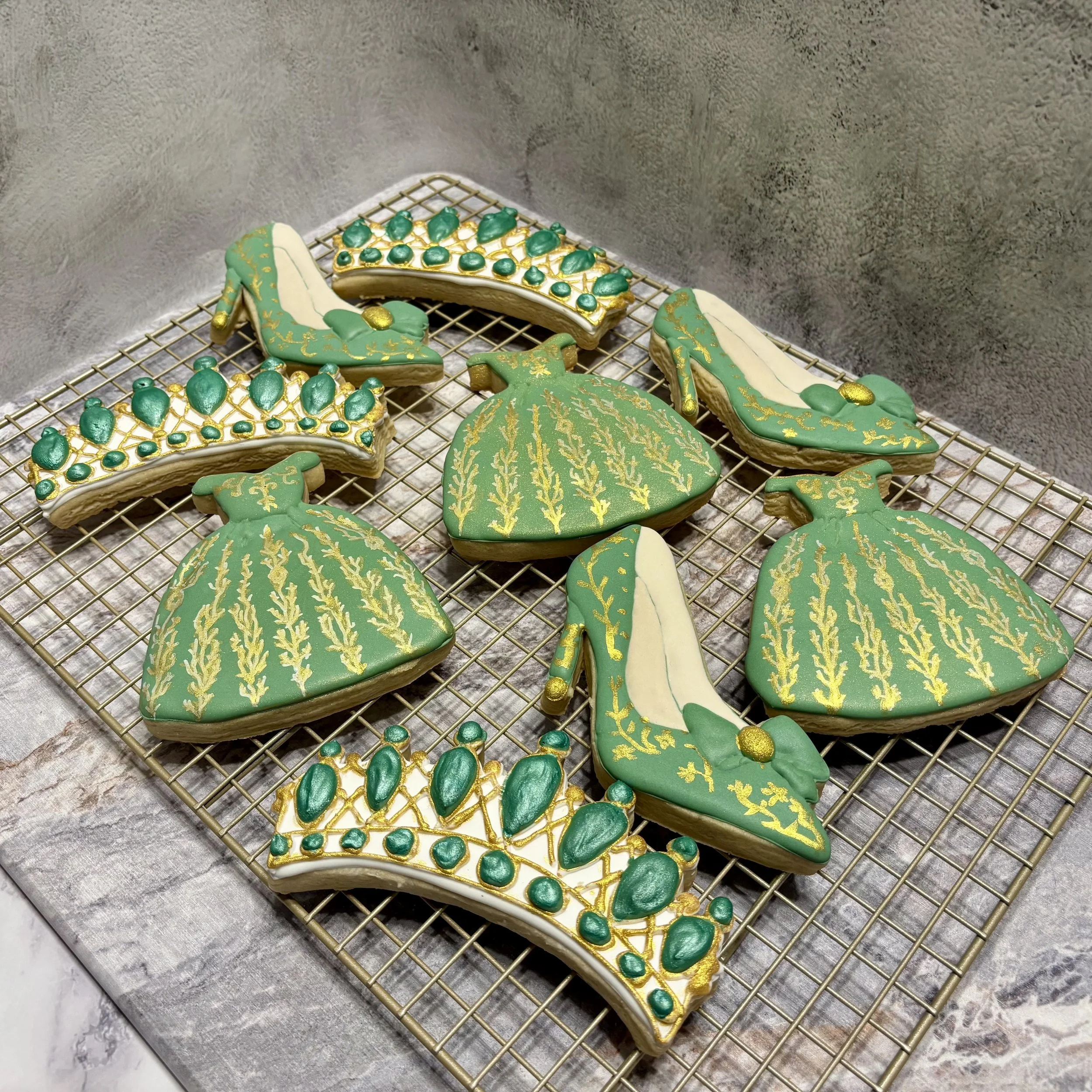 Quinceanera Custom Cookies