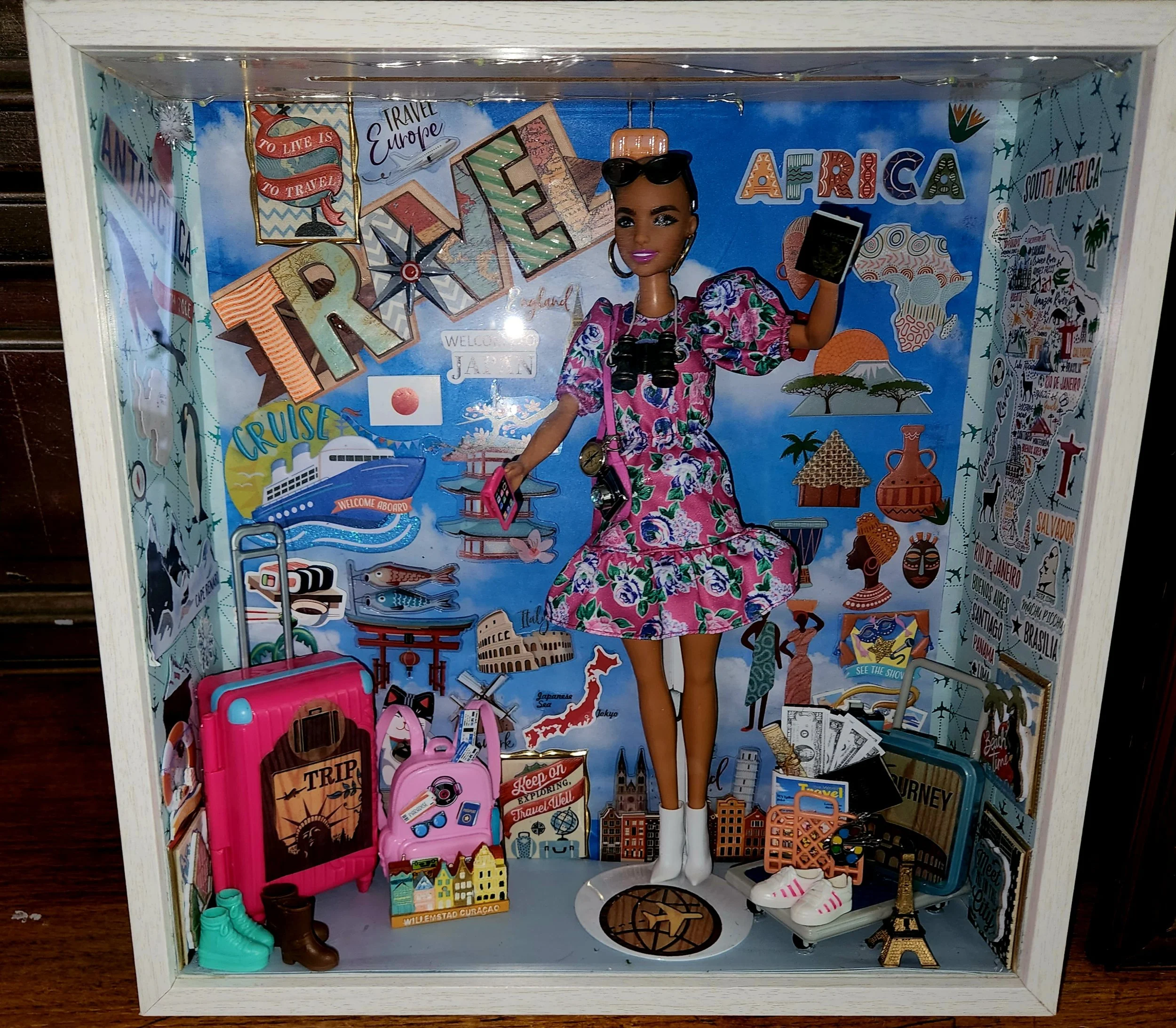 World Explorer Doll Display Set