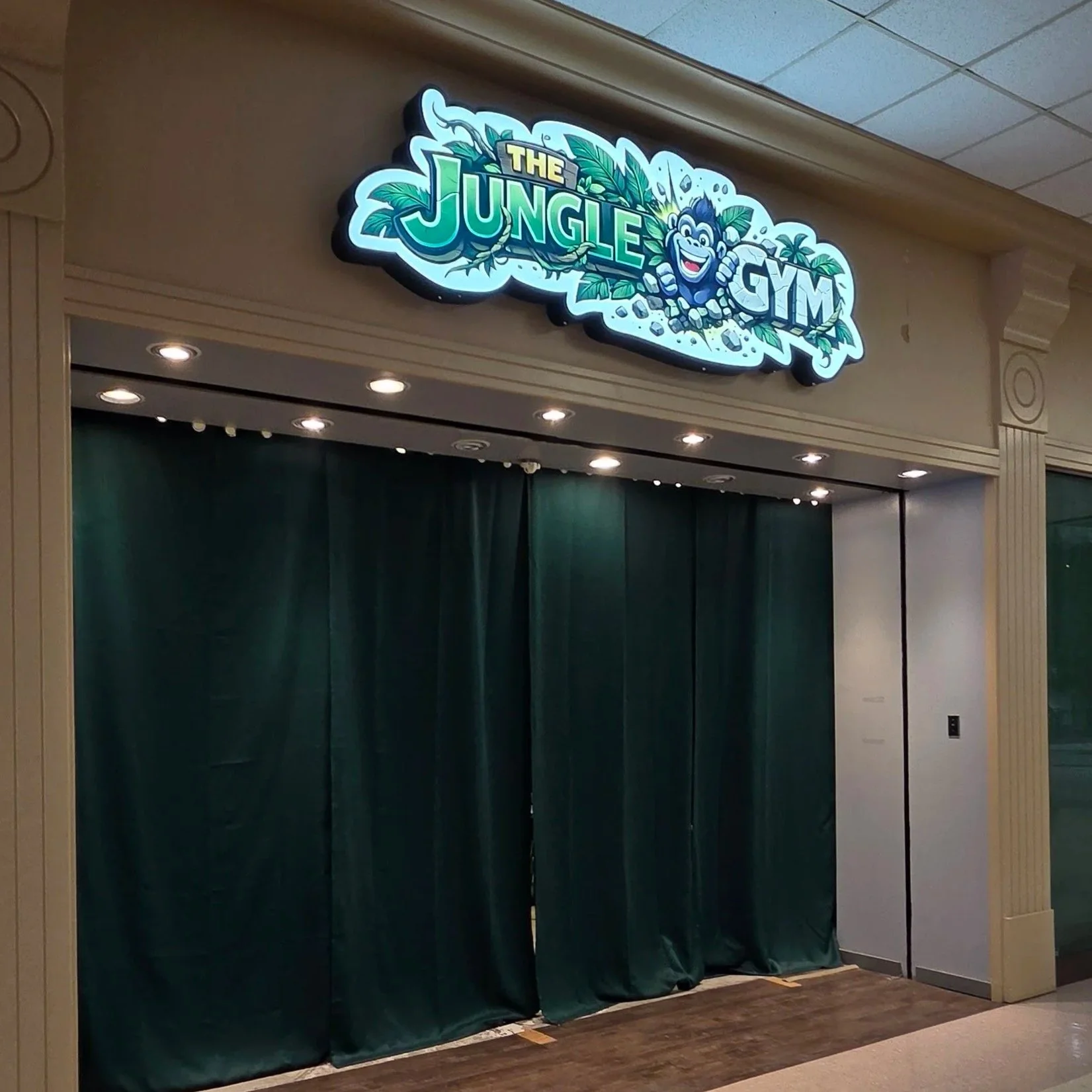 Jungle Gym sign in the Pittsburg, KS mall