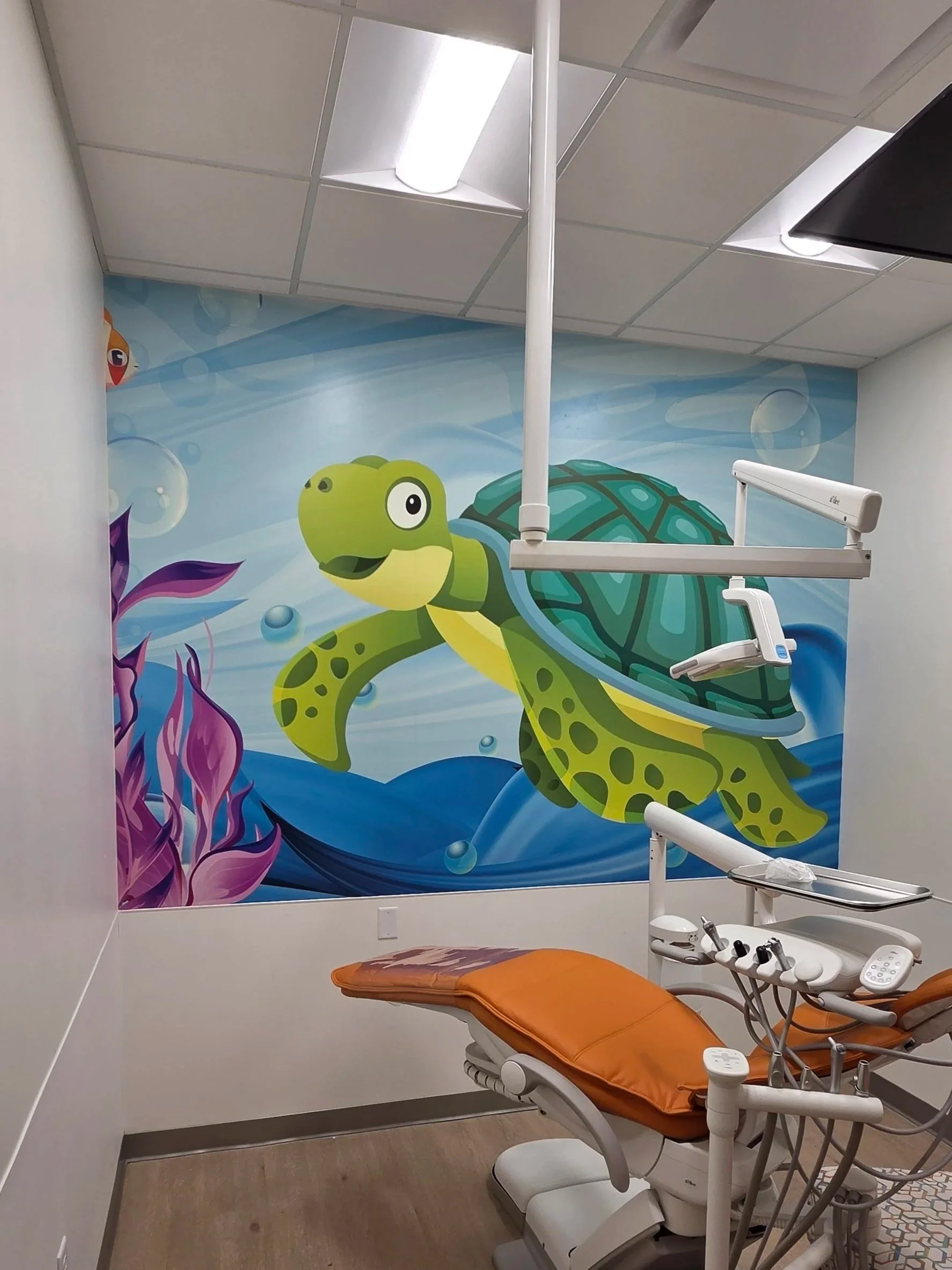 Wall wrap in treatment room at a dentist office