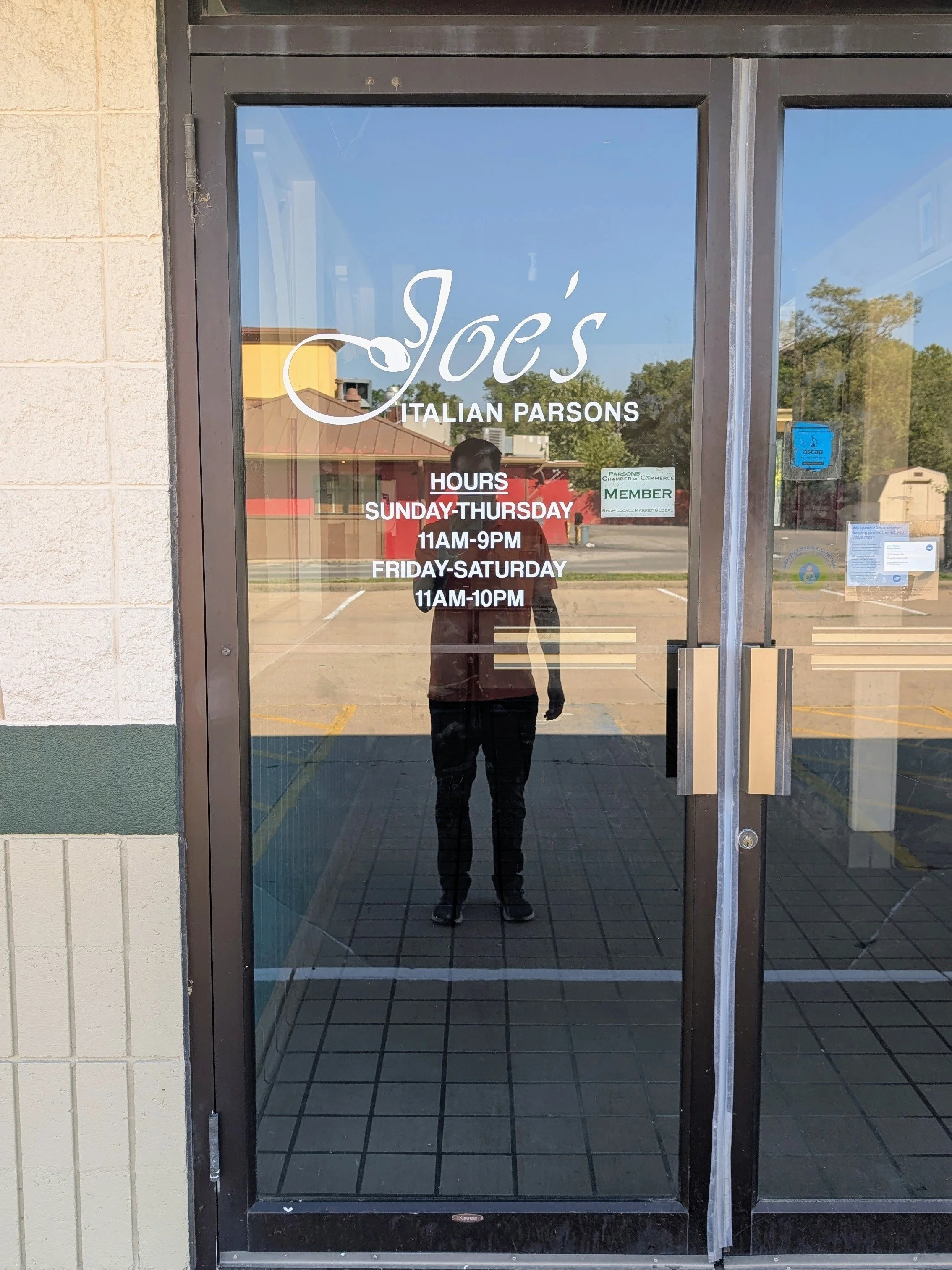 Joe's Italian window/door graphic