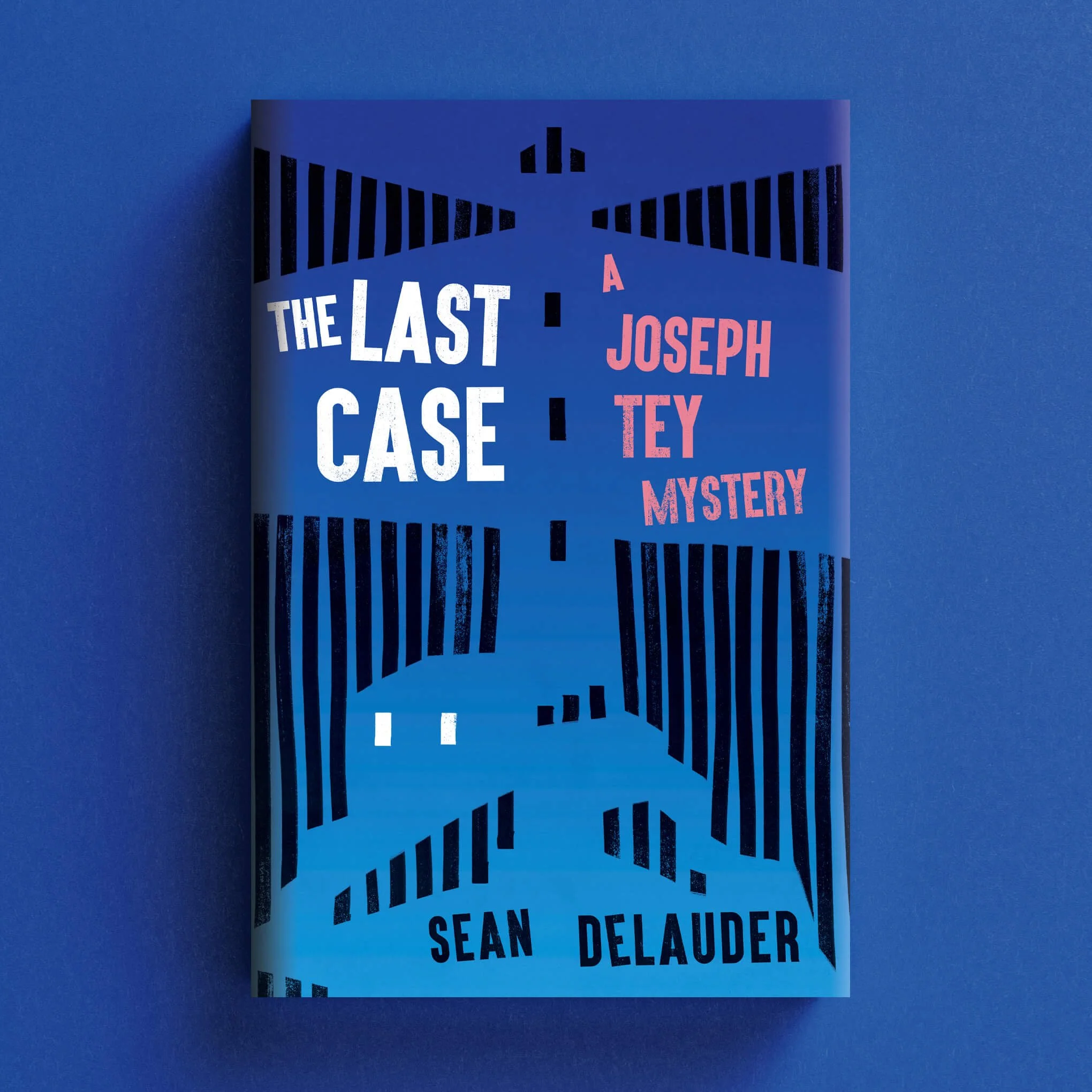 Cover for The Last Case with a blue geometric cityscape forming a maze-like pattern