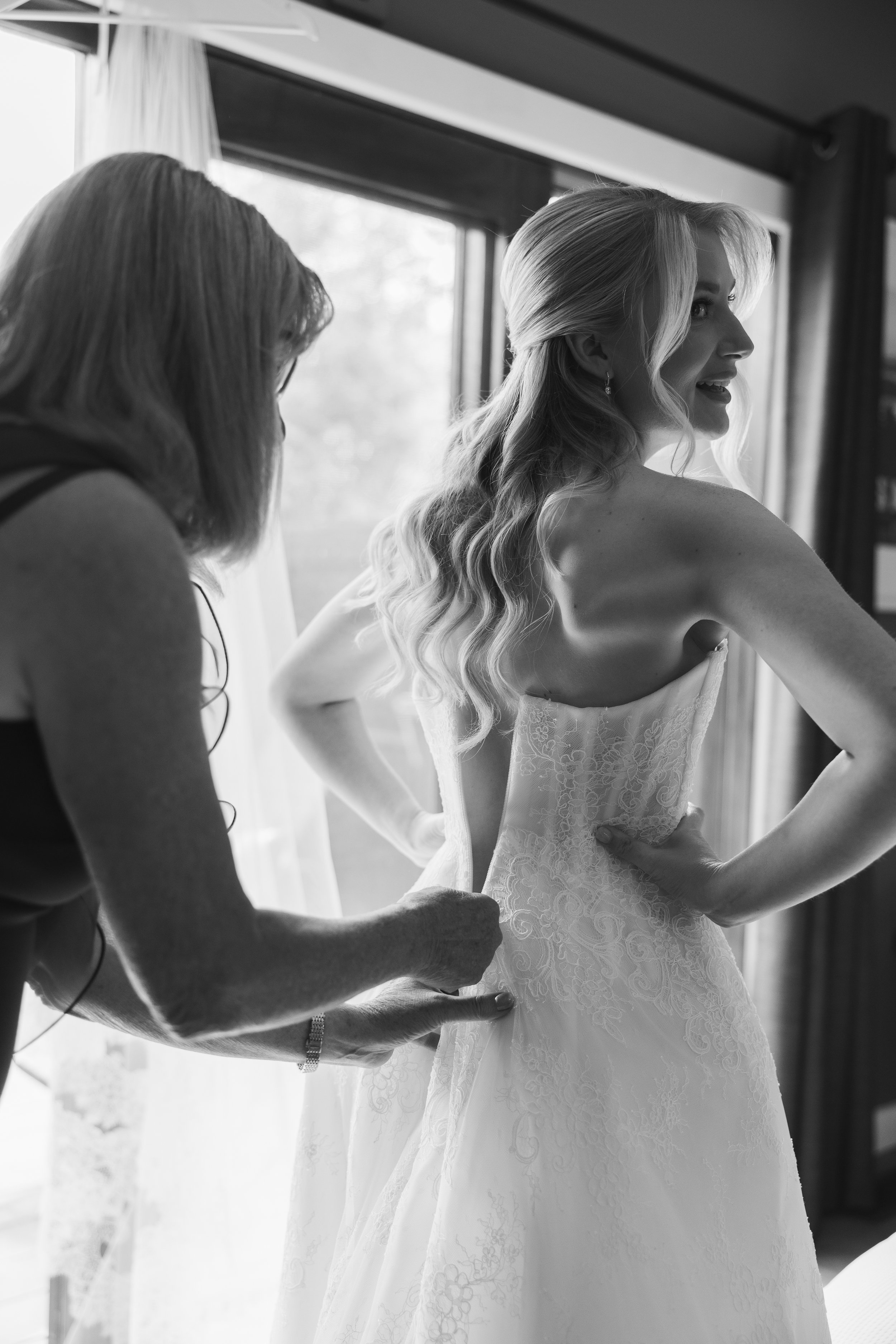 Emma & Cameron Highlights-11.jpg