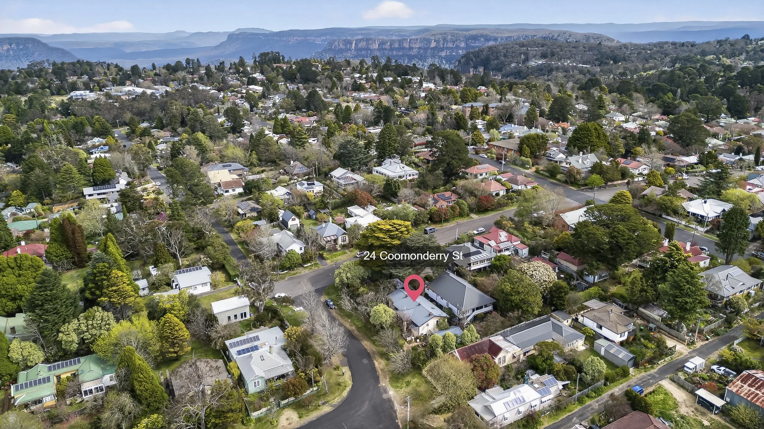 Overhead drone photography of a property in Katoomba, NSW showing local amenities and features. Blue Mountains drone photography.