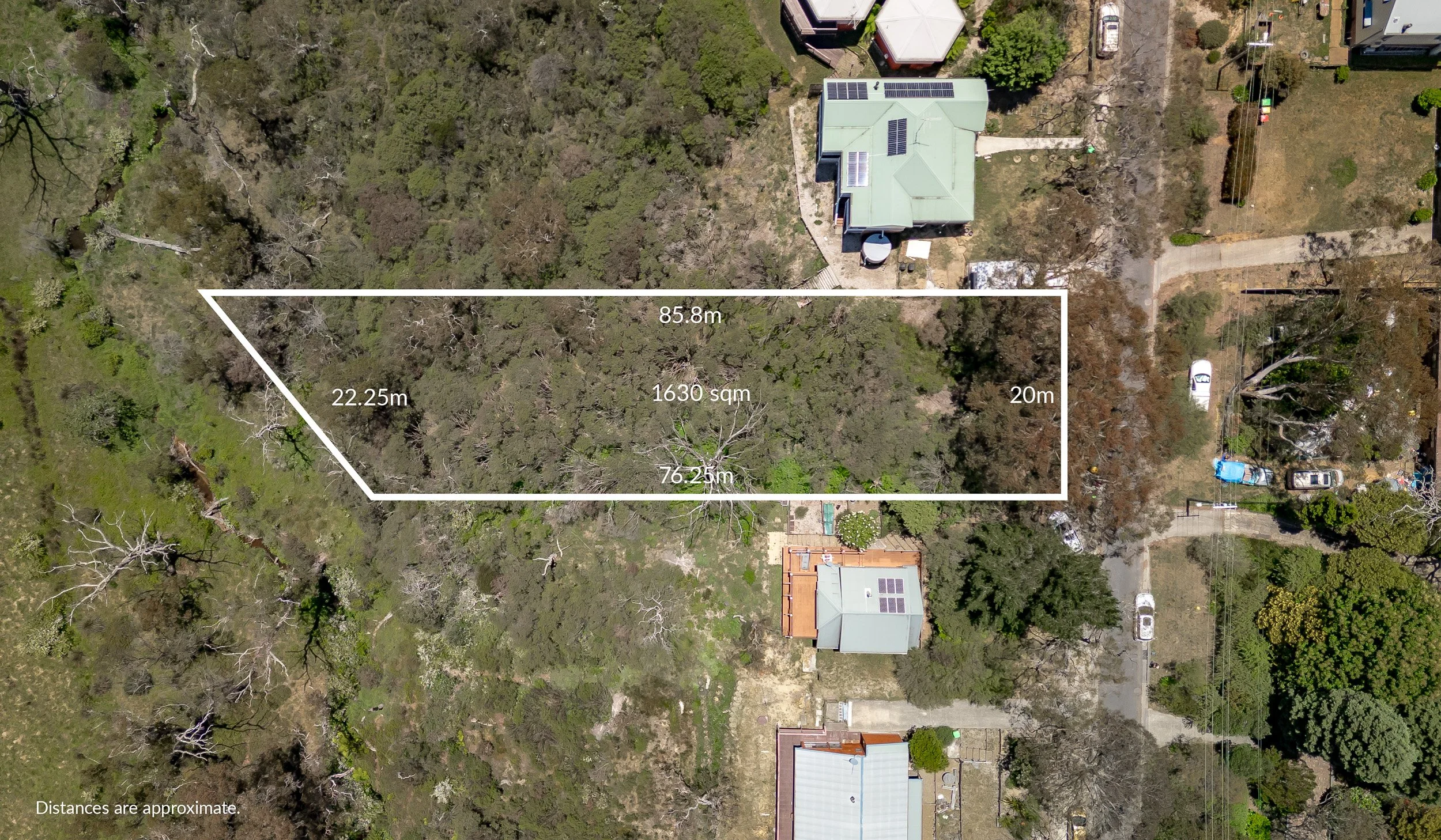 Overhead drone photography of a vacant property for sale in Katoomba, NSW. Property boundaries including boundary dimensions and lot size can be shown.