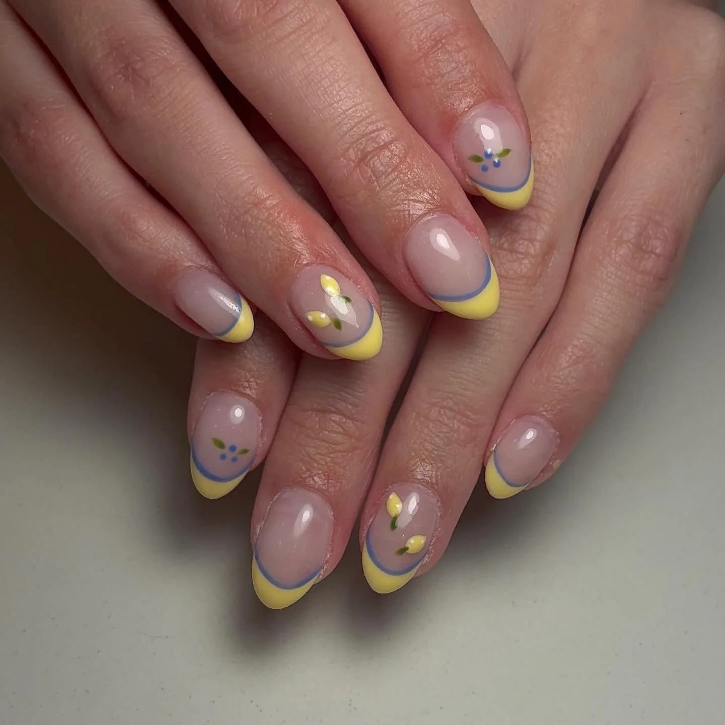 Allergy season but make it cute 🤧🌸

#itsnailsdate #scottsdalenails #scottsdalenailsalon