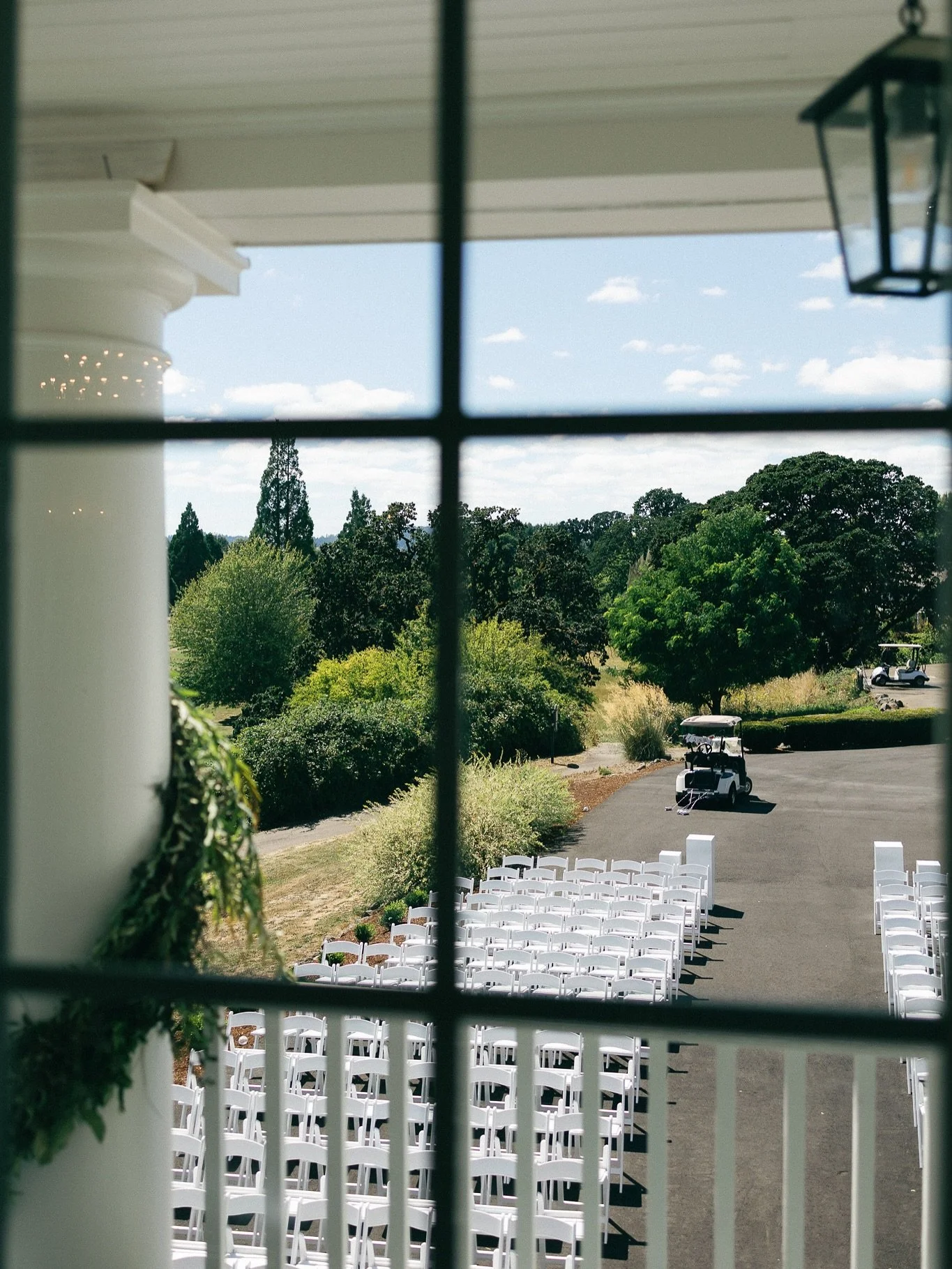 Not your typical ceremony setup&hellip; and that&rsquo;s exactly why we love it 🤍

Tucked behind the manor with sweeping golf course views, this area can seat up to 180 guests &mdash; perfect for larger celebrations or anyone who loves a little open