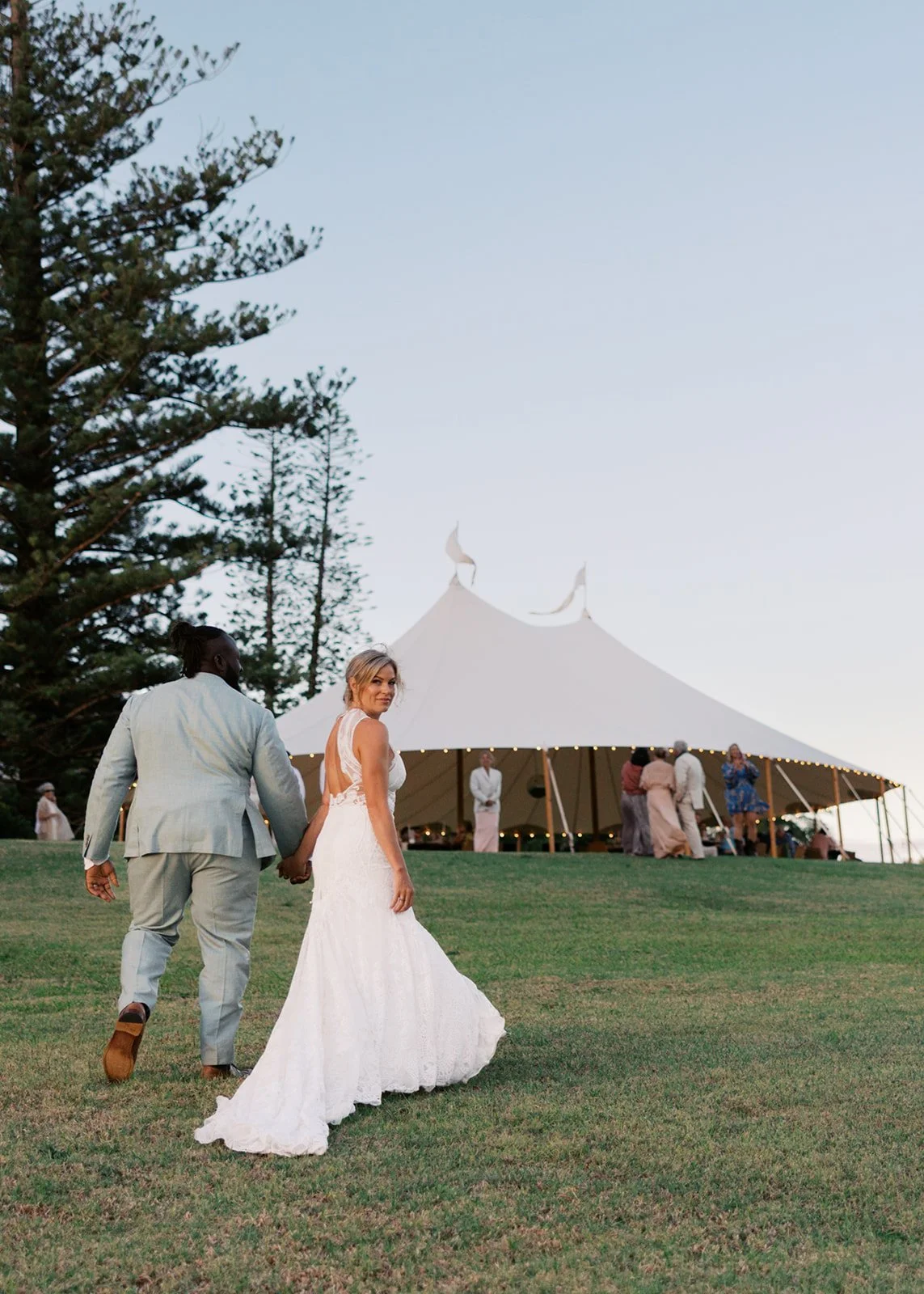 sara-emil-the-hui-maui-wedding-photos-826_websize.jpg