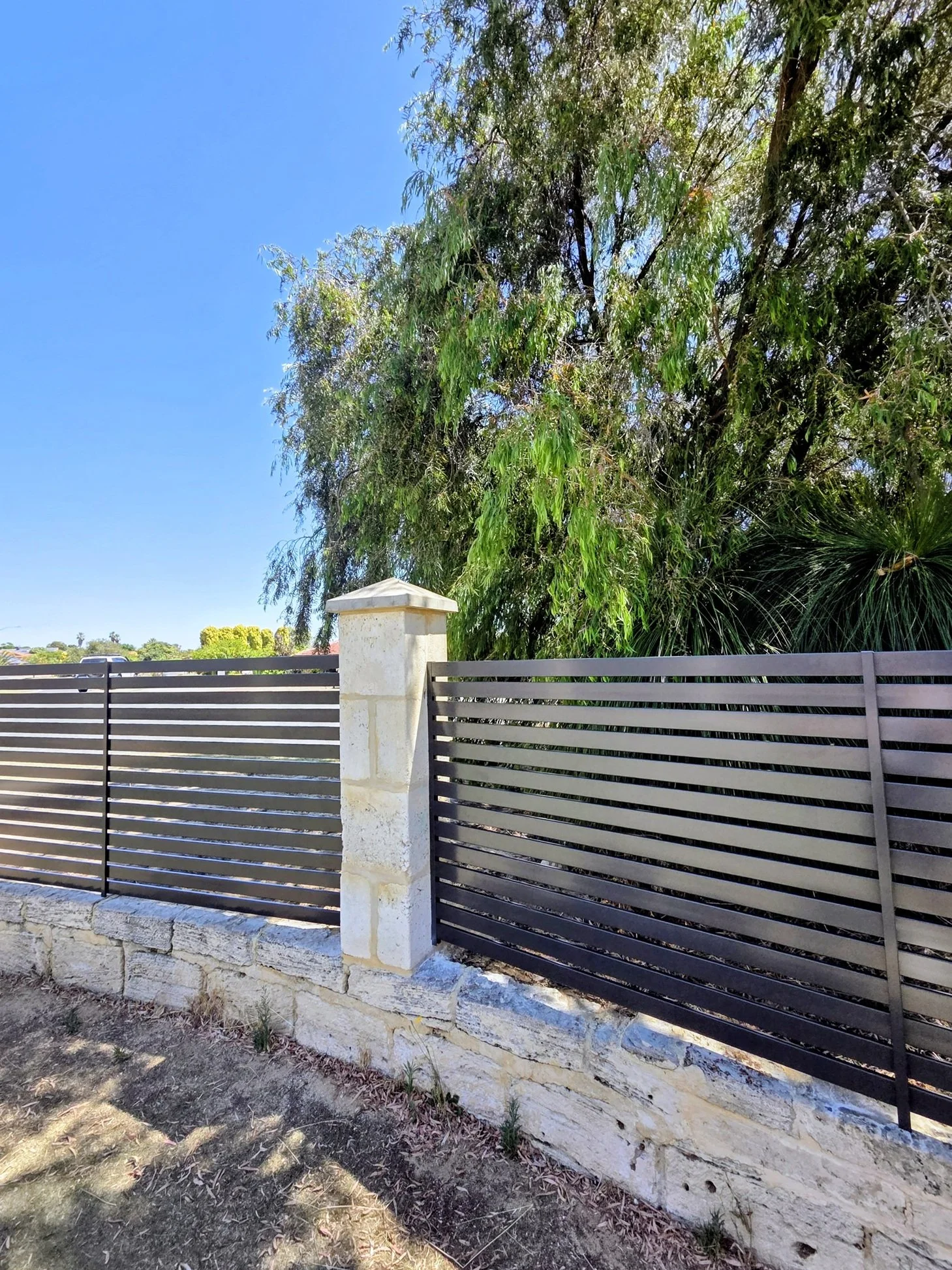 Monument Aluminium Slat Fence Infill Install .jpg