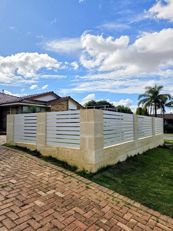 100mm Aluminium Slat Fence Infills Brick Fence Kingsley4.jpg