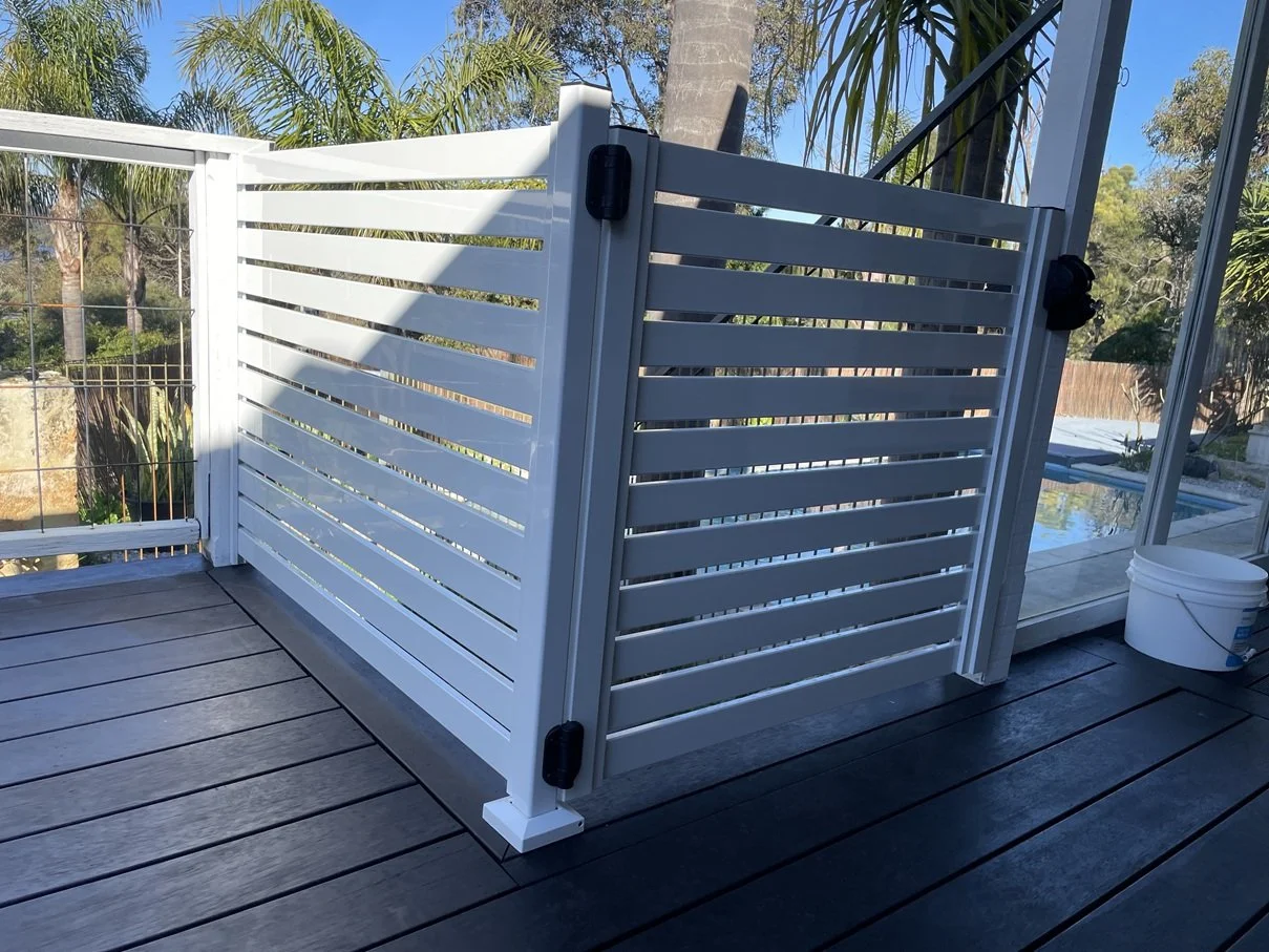 Pearl White Aluminium Slat Fence Joondalup4.JPG