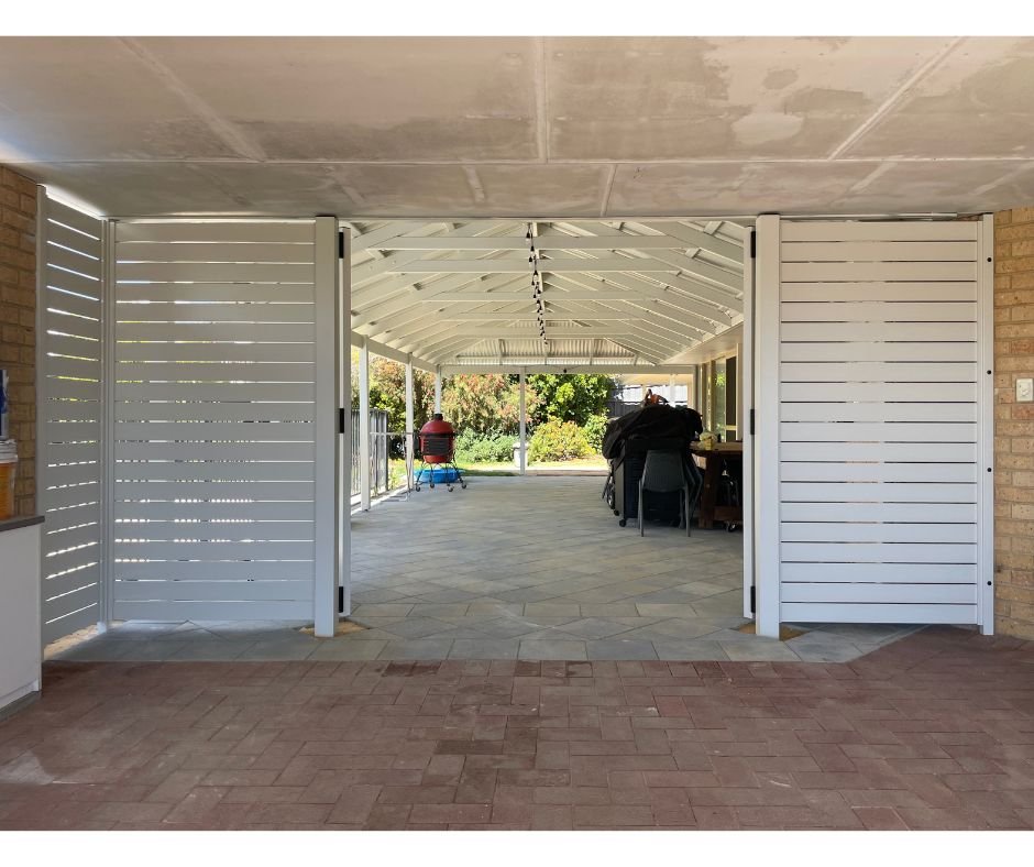 Surfmist 100mm Aluminium Slat Gate & Privacy Panels Currambine3.jpg