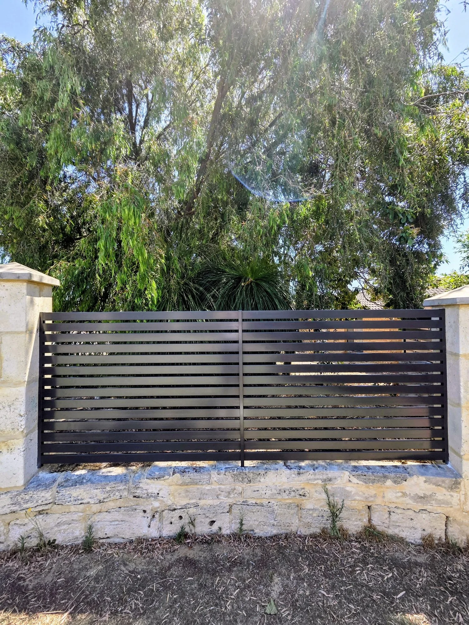 Monument Aluminium Slat Fence Infill Install Edgewater.jpg