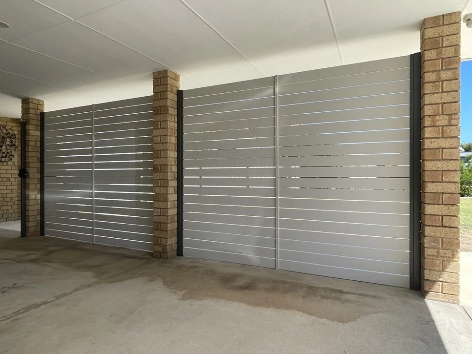 Surfmist Woodland Grey Aluminium Slat Carport Screen Kingsley.jpg
