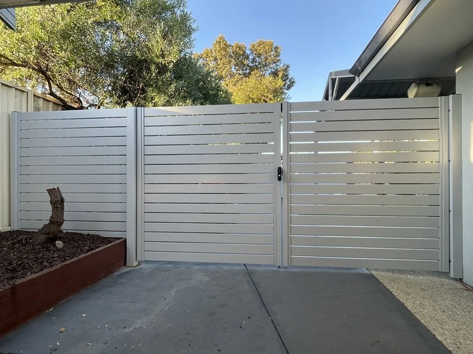Aluminium Slat Custom Made Proffesional  Install Double Gate Beldon.JPG