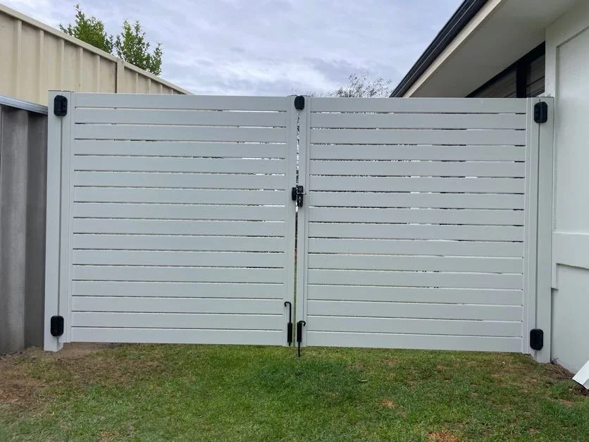 Iluka Double Car Side Gate Aluminium Slat.jpg