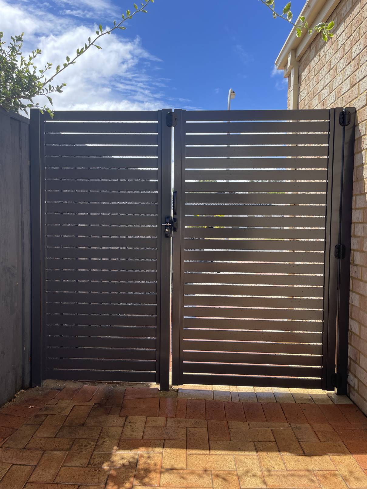Aluminium Slat Gate  Fixed Panel Monument Currambine.png