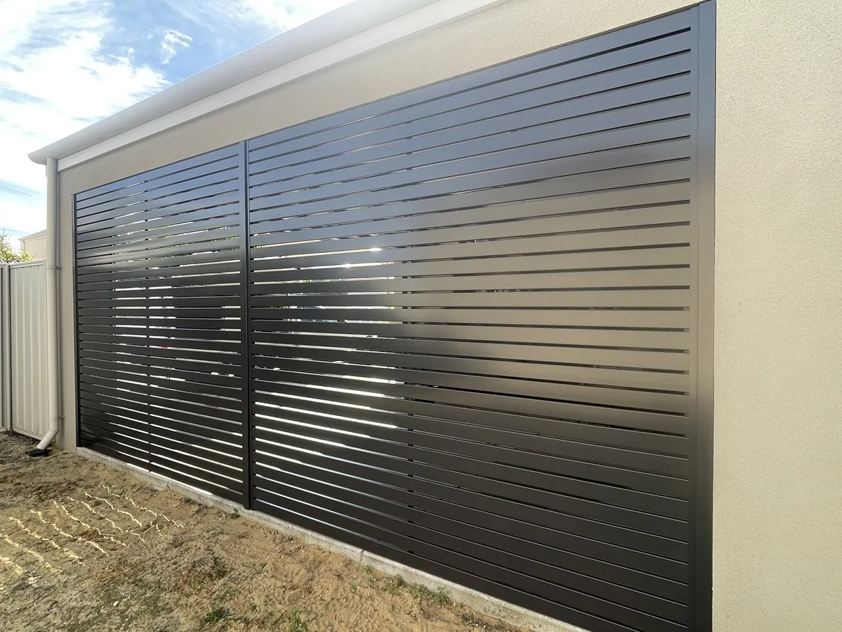 Garage Infill Privacy Screen Aluminium Slat Stirling5.jpg