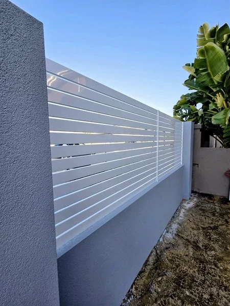 White Aluuminium Slat Fence Infill Panel Joondalup3.jpg