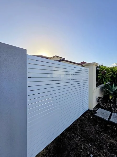 White Aluminium Slat Fence Panel Joondalup2.jpg