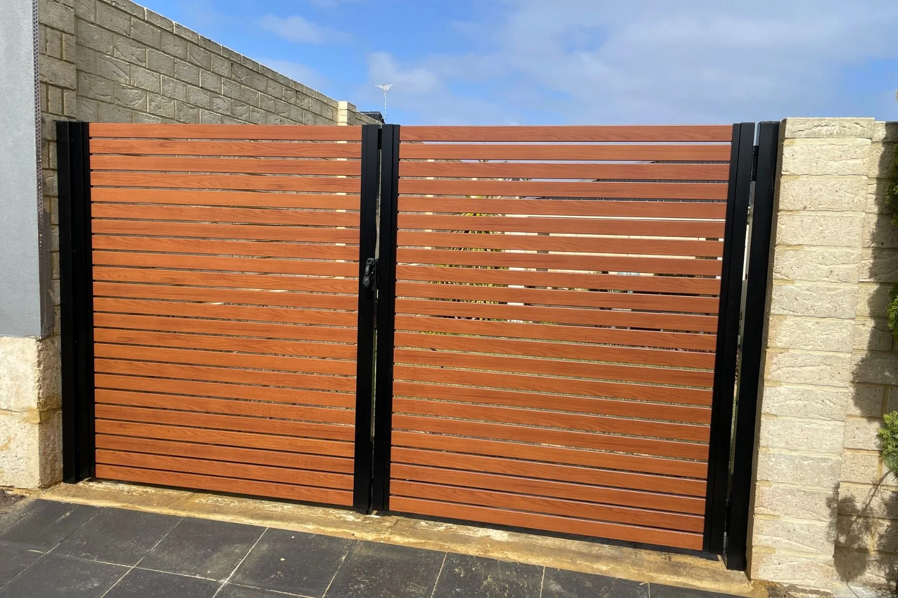 The Slat Guys Perth Aluminium Slat Fencing Gate Infill (22).jpg