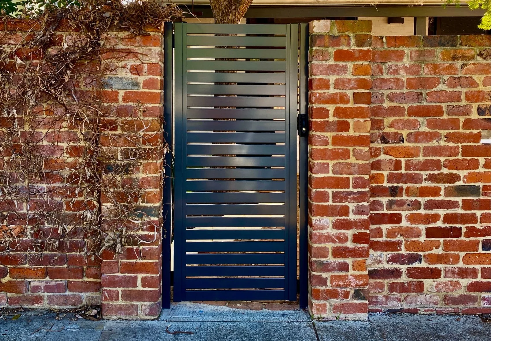 The Slat Guys Perth Aluminium Slat Fencing Gate Infill (14).jpg