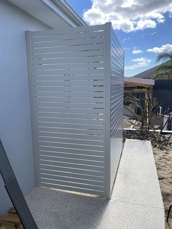 Outdoor Shower Screen.JPG
