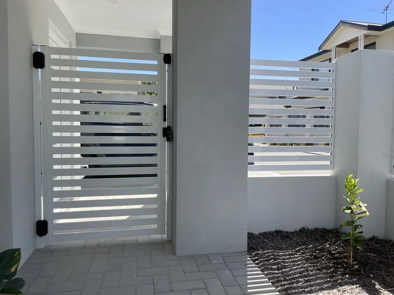 Pearl White Aluminium Slat Side Gate Custom Scarborough2.jpg