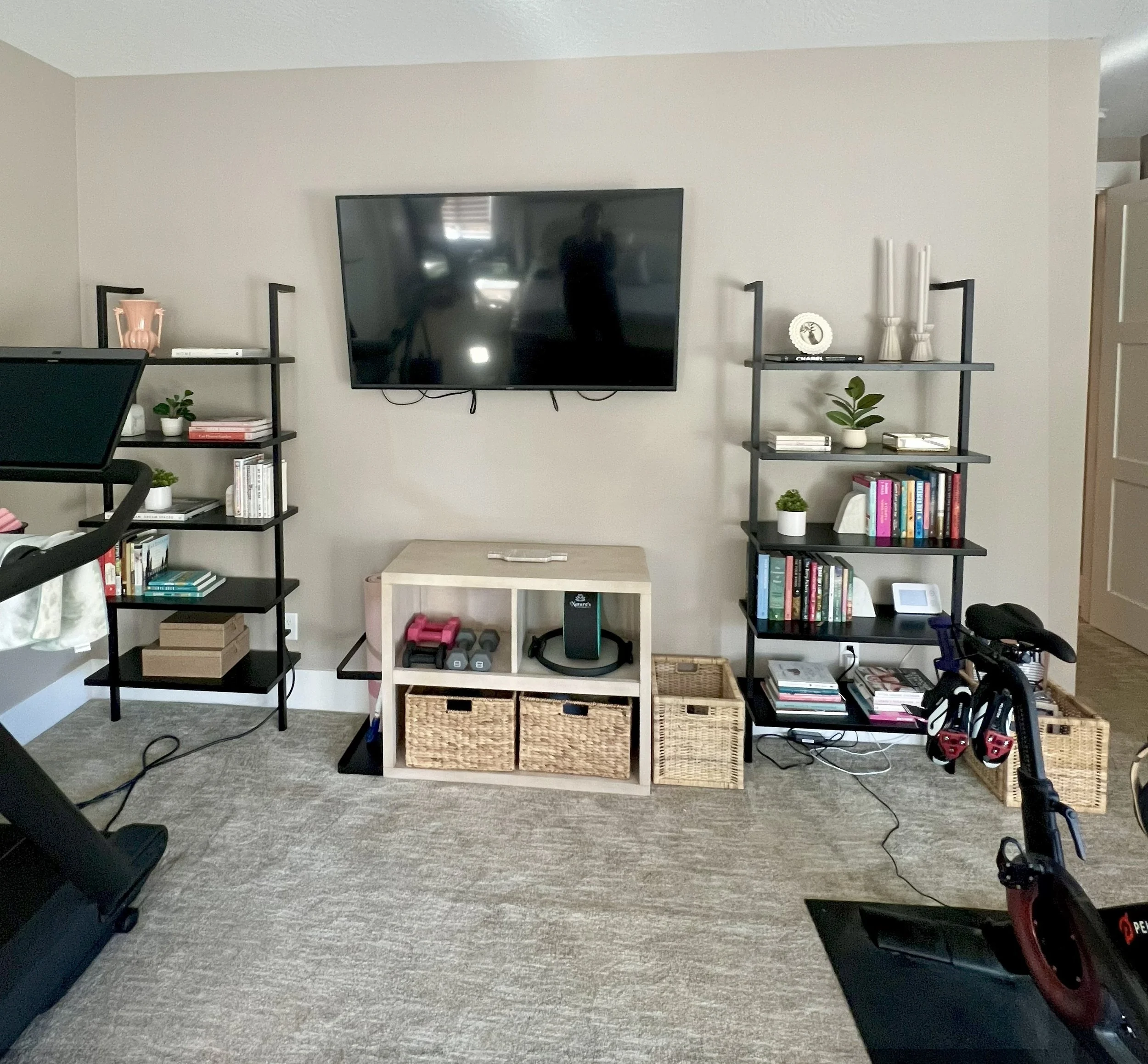 bedroom1.jpg