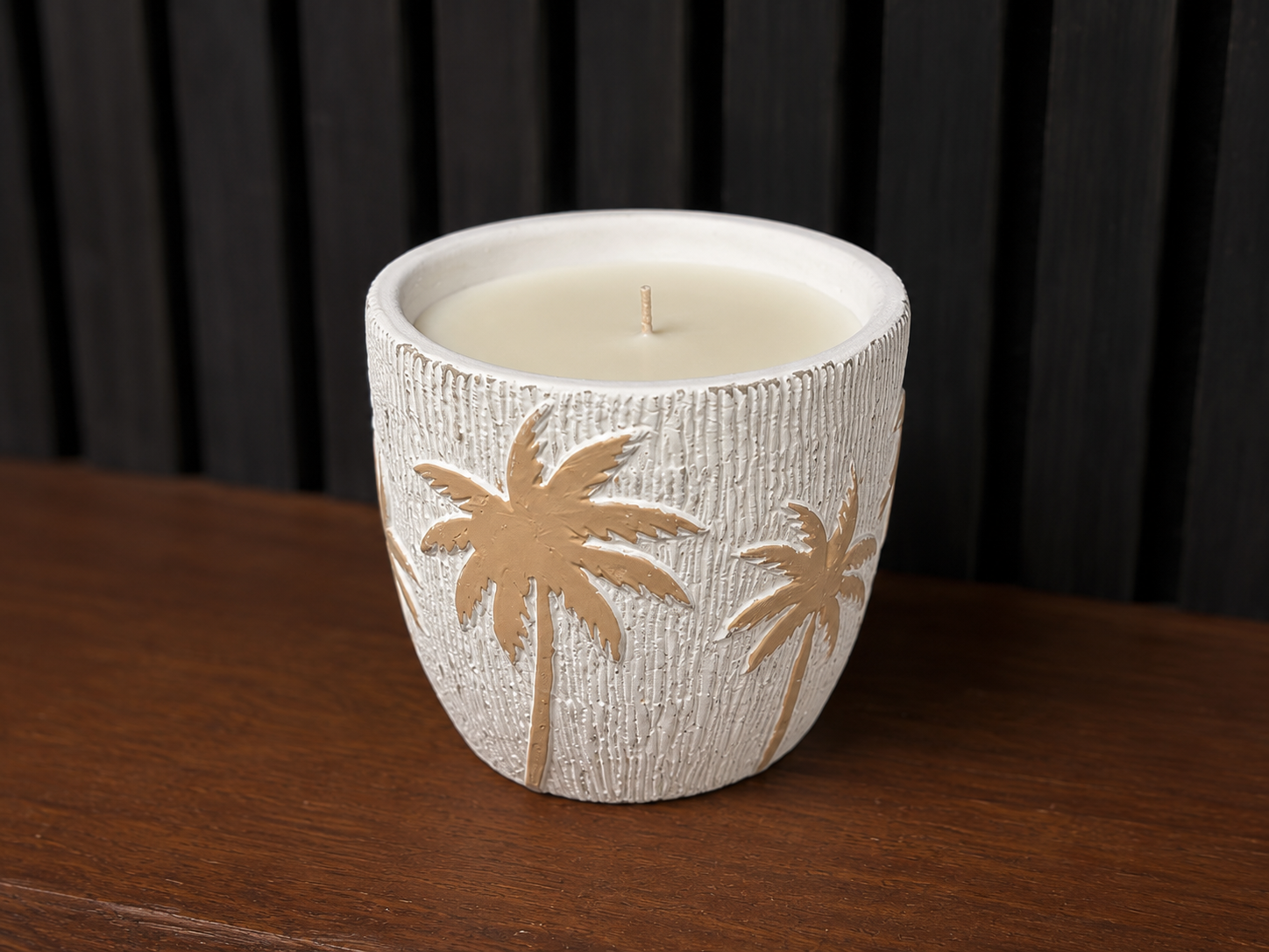 cream candle.png