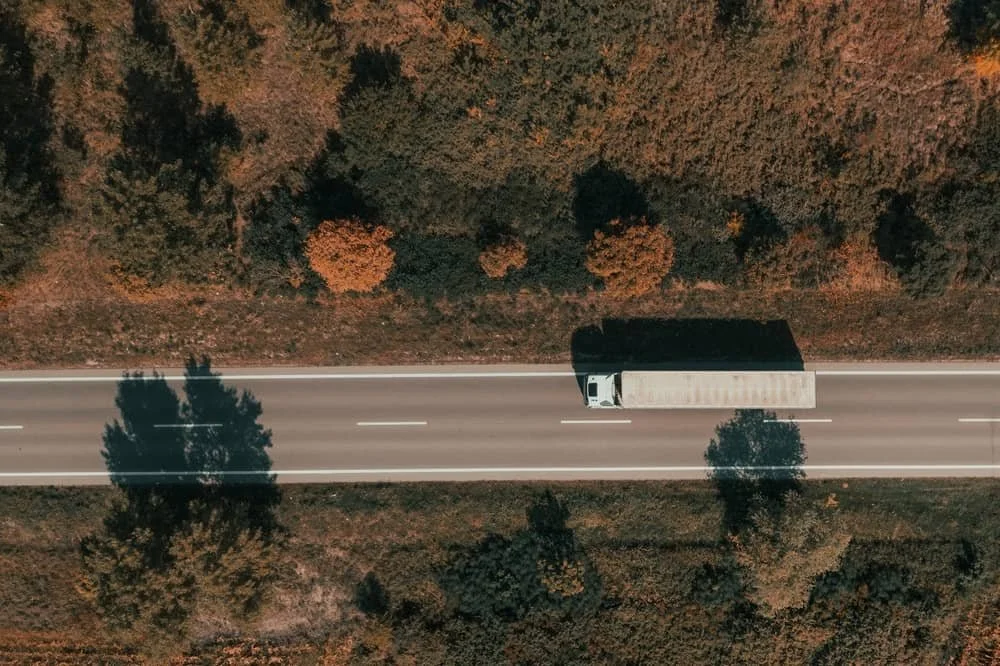 Hotshot Truckers: Unsung Heroes of the Mining, Oil &amp; Gas Industries