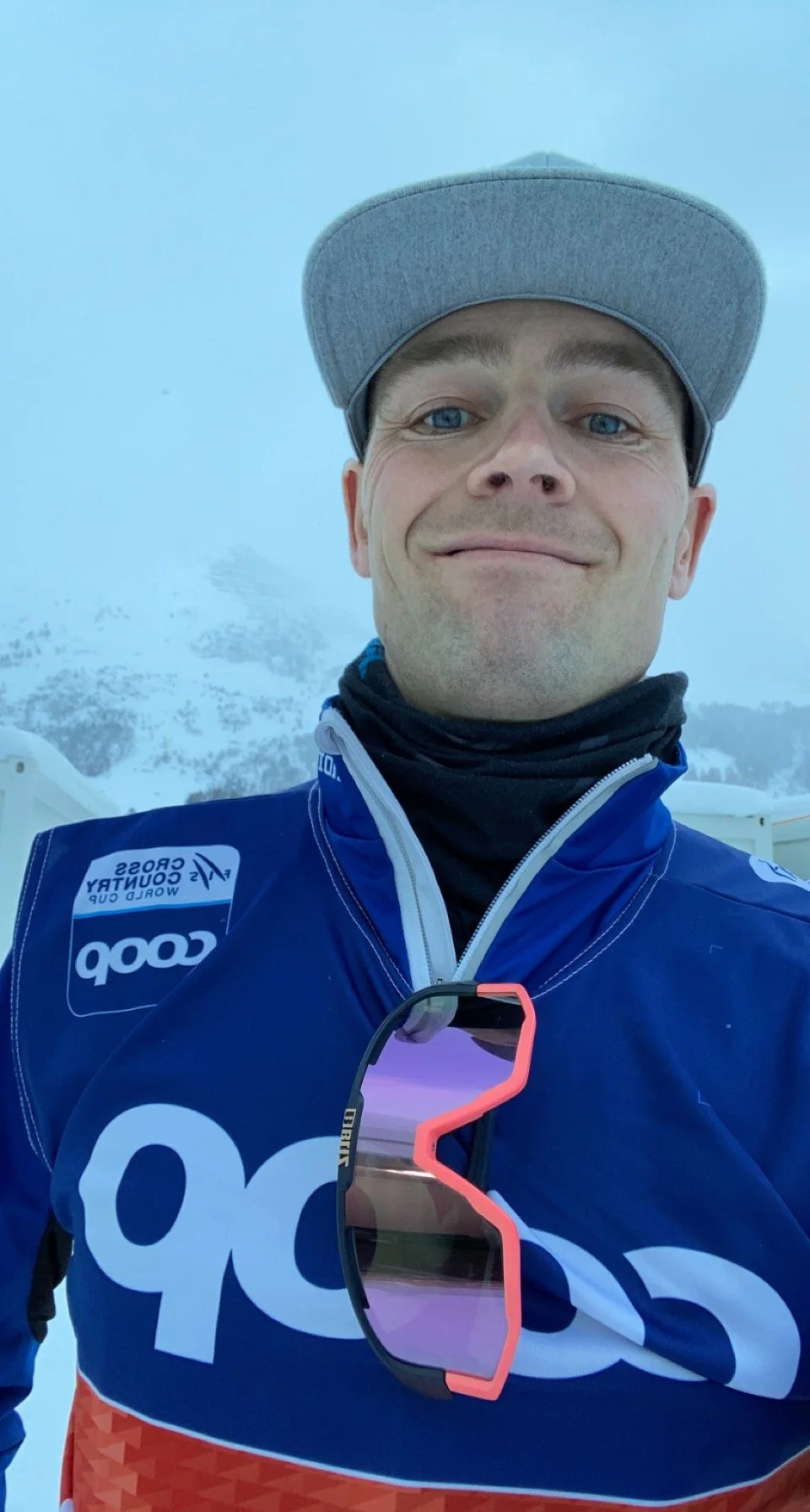 Local Arctic guide and endurance athlete from Tromsø sharing his passion for outdoor adventures and storytelling.