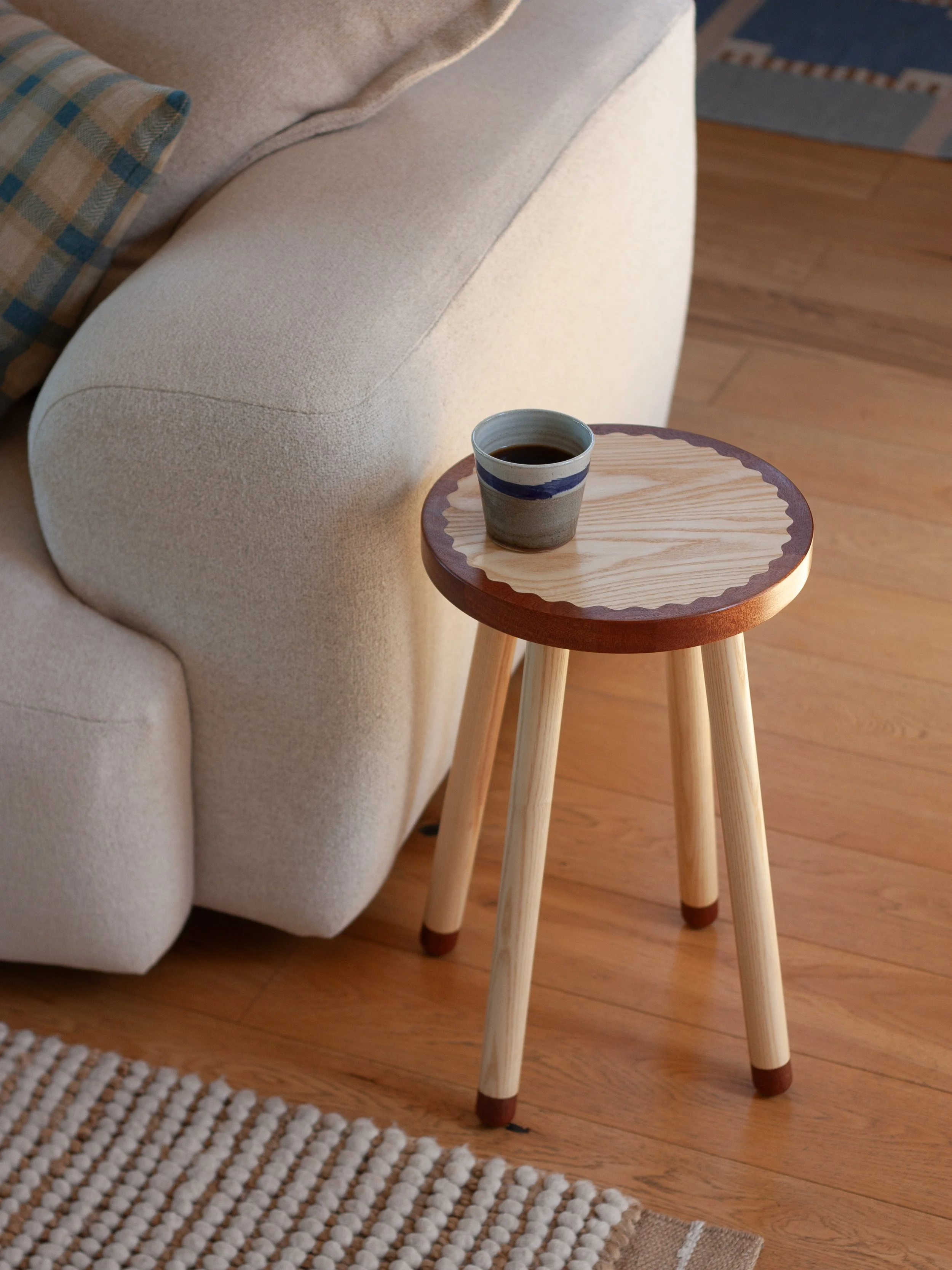 Crinkle Side Table-5.jpg