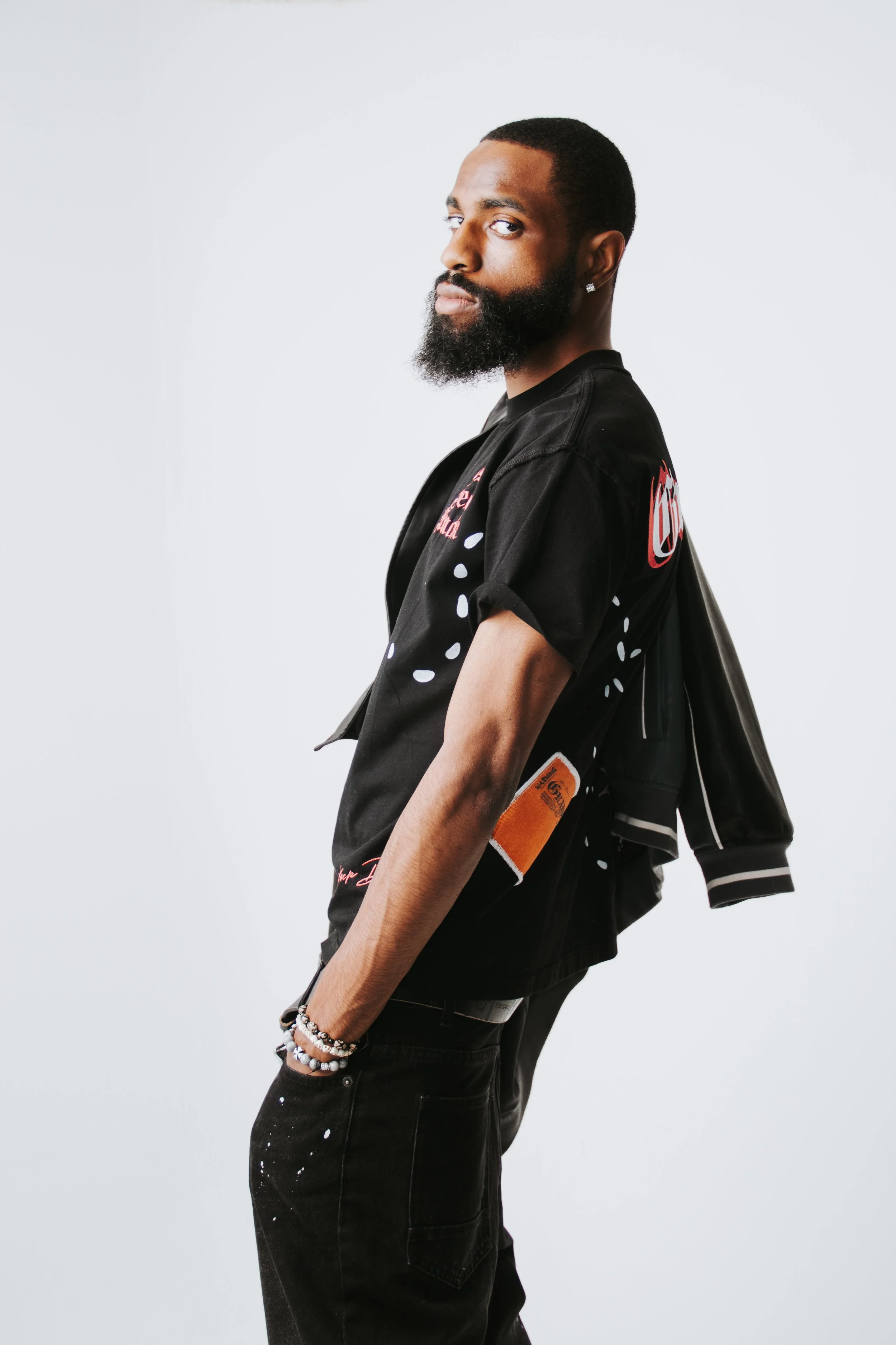 Collaboration photoshoot with Eré Deluxe for the “FaithFiles” Collection.
@ Ruslan Kim
@ Zoe Escoffier