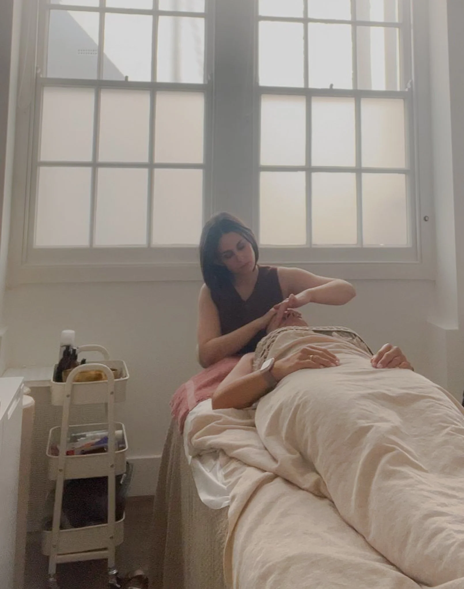 Vodder manual lymphatic drainage, facial massage, facial sculpting, sculptural face lift