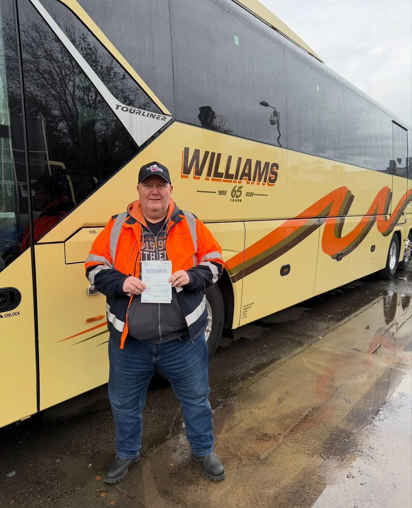 Congratulations to the latest member of our team, Steve, on passing his PCV licence today 🥳 

Keep an eye out for him on the road this week 🚌 

A big thank you to @hovtraining for their continued support.

#coachhire #coachhirewales #teamwilliams #