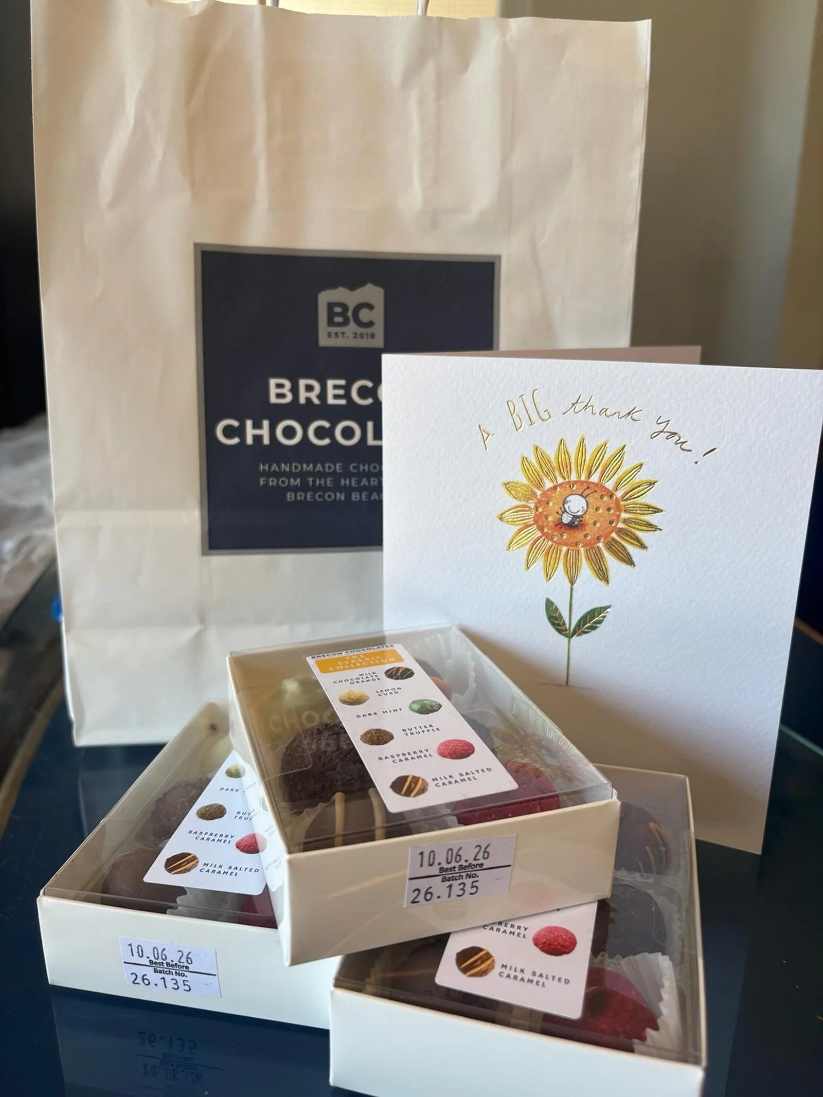When your passengers have such a great service (from the point of enquiry to sitting back enjoying the journey) they feel the need to spoil the team with treats 🍫 

Thank you so much #Aliveandkicking - your custom and treats are greatly appreciated
