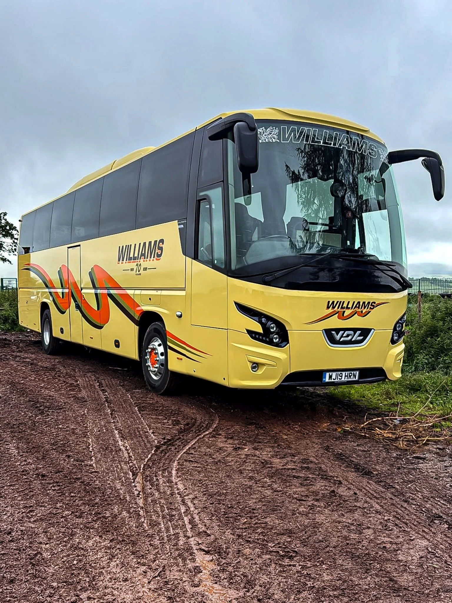 Niall is avoiding the hustle &amp; bustle of the motorways and opting for the less conventional routes 😬

The cleaning crew are on standby for his return 🧼 

#coachhire #coachhirewales #teamwilliams #williamscoaches #teamworkmakesthedreamwork