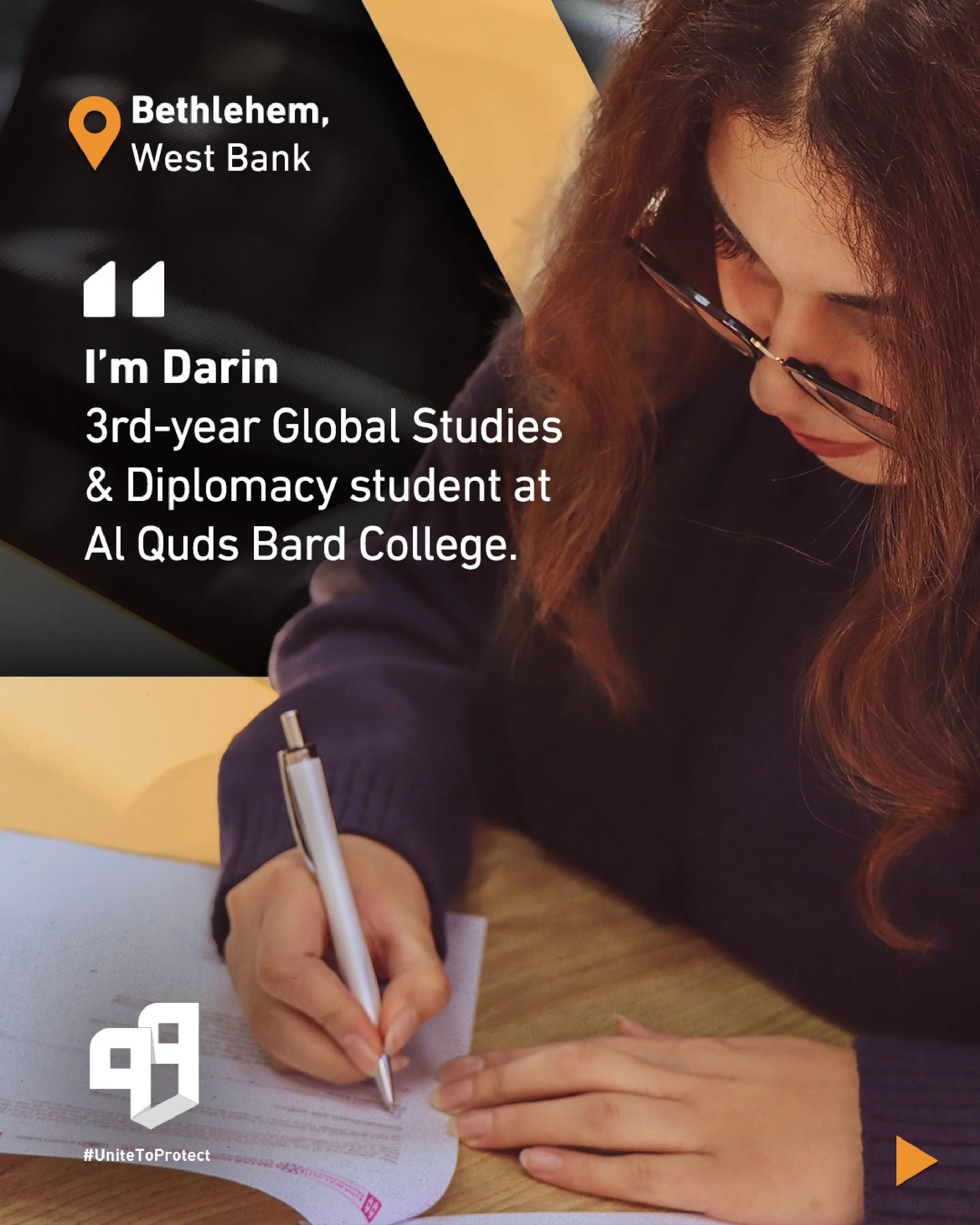 Darin Carousel v1-01.jpg