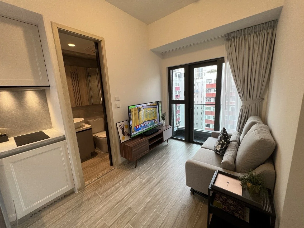 The Unit Davis - Boss Tower - 3.jpeg