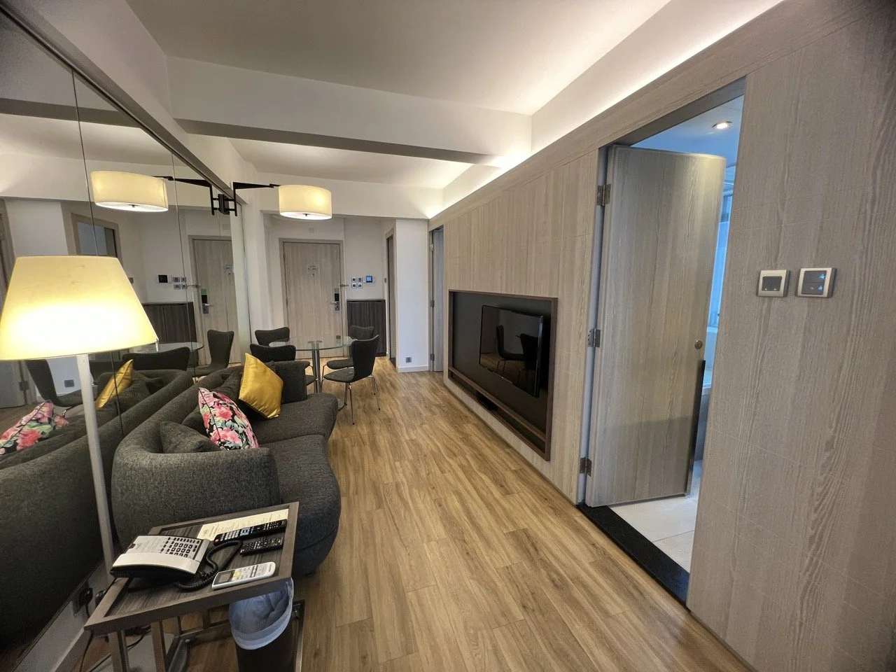 Loplus Hennessy - 2.jpeg