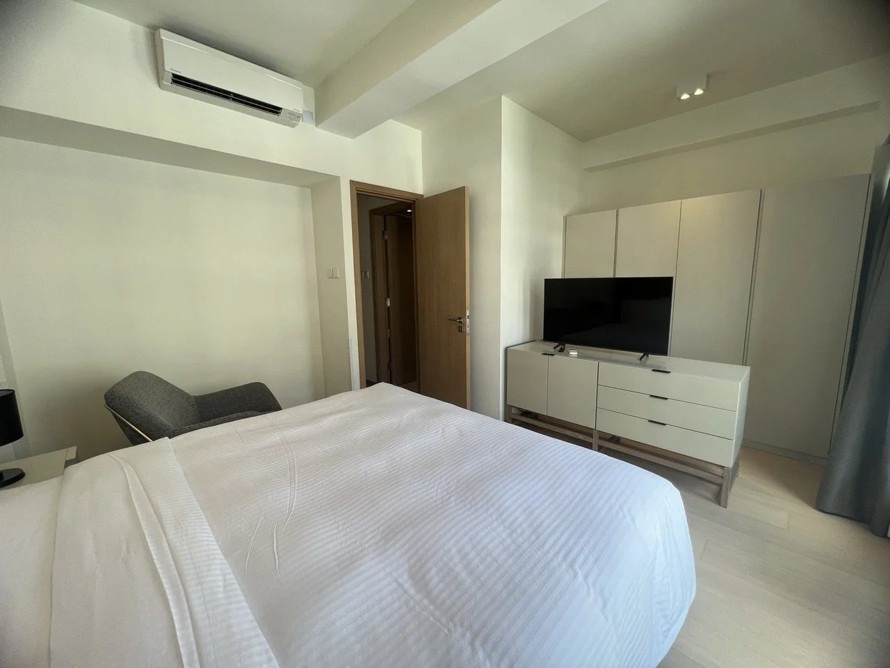 Eaton Residences Blue Pool Road - 7.jpeg