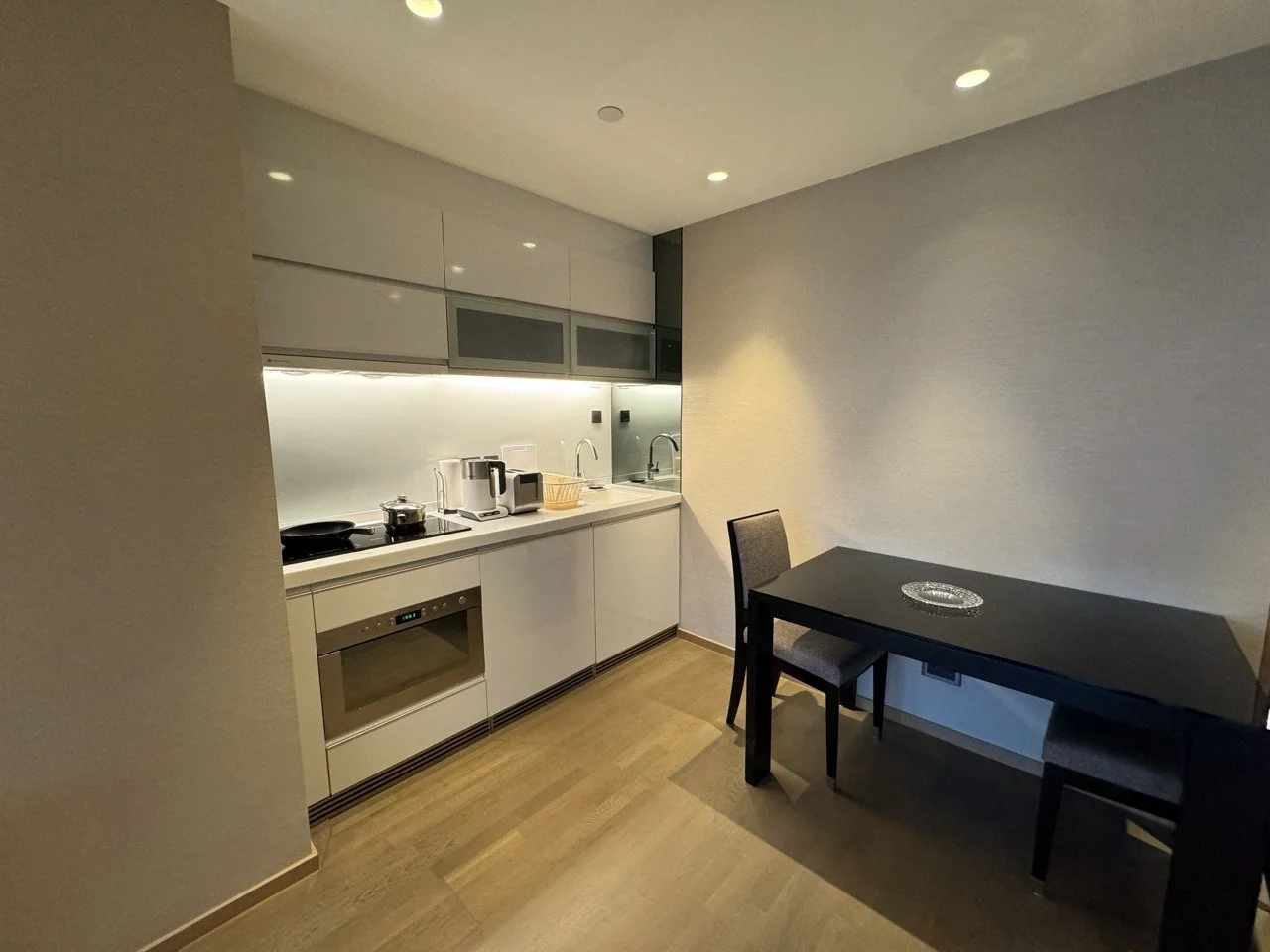 Gateway Apartments - 4.jpeg